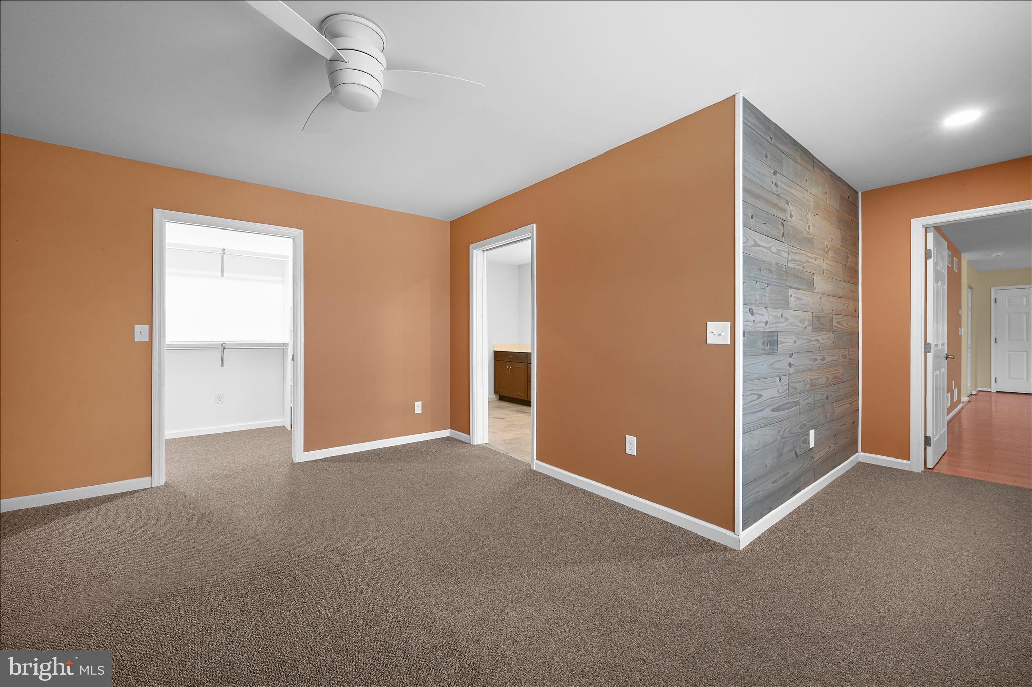 NEWBURG VILLAGE - Residential