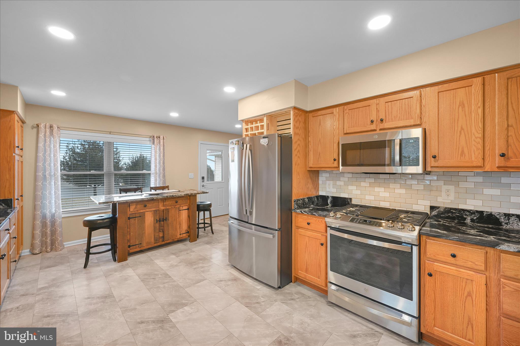 NEWBURG VILLAGE - Residential