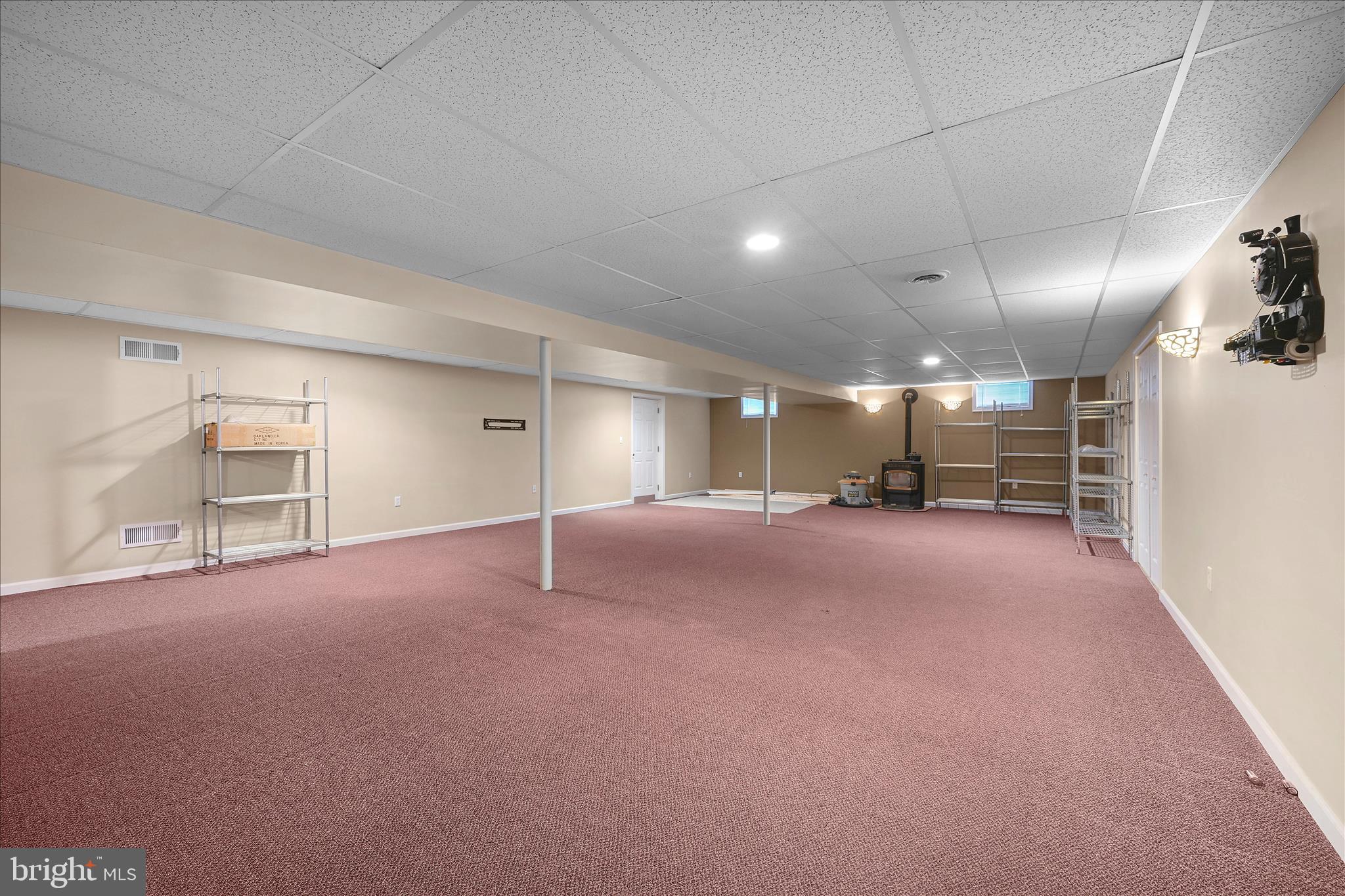 NEWBURG VILLAGE - Residential