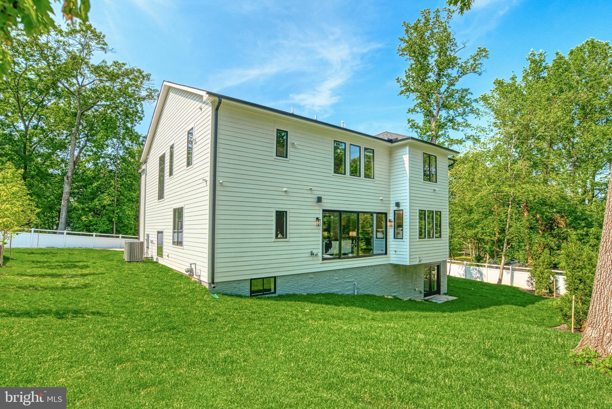 EL NIDO - Residential