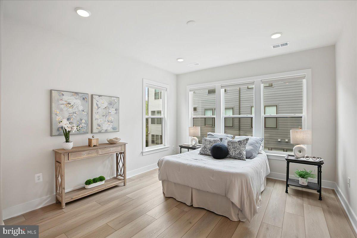 RESTON ARBORETUM - Residential