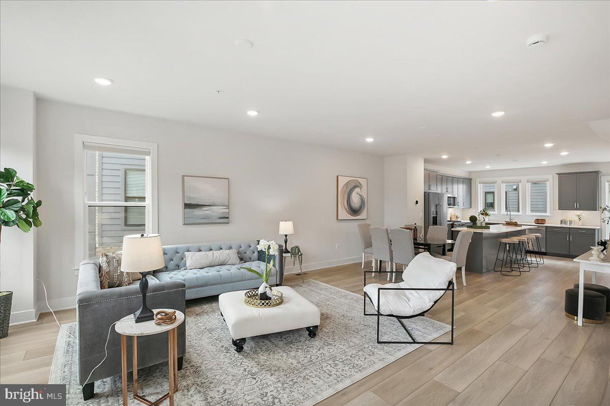 RESTON ARBORETUM - Residential