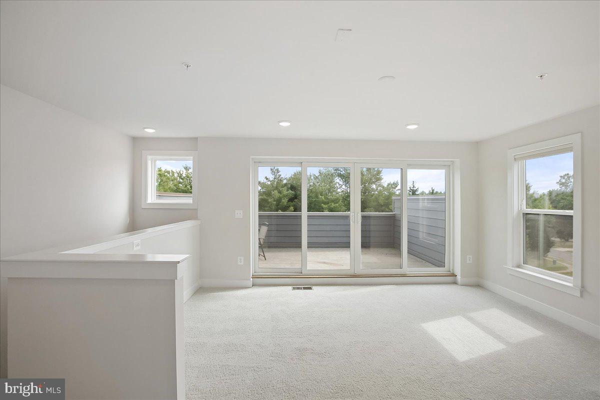 RESTON ARBORETUM - Residential