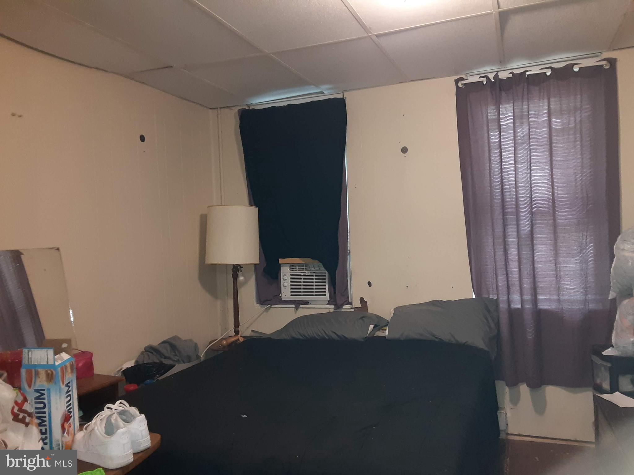 8TH WARD - Residential Income