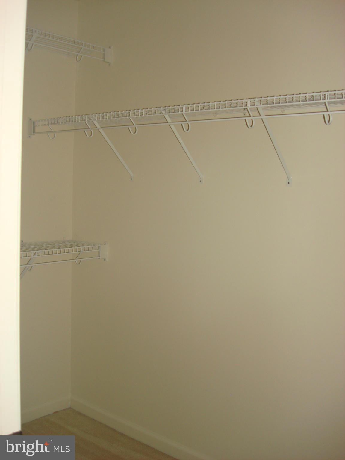 LIONSFIELD VALLEY - Residential Lease