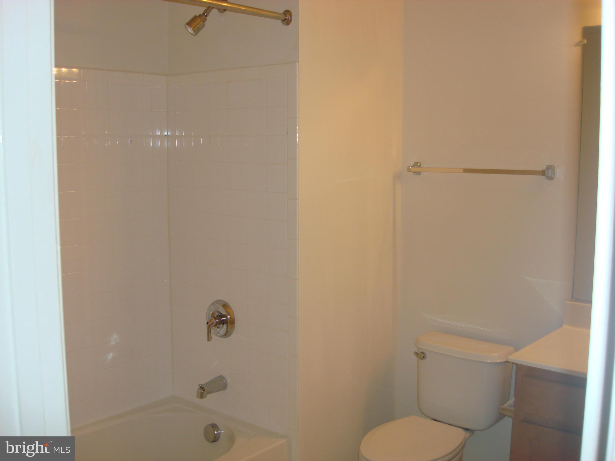 LIONSFIELD VALLEY - Residential Lease