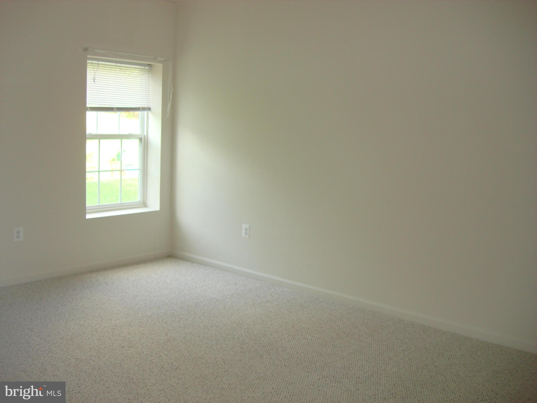 LIONSFIELD VALLEY - Residential Lease