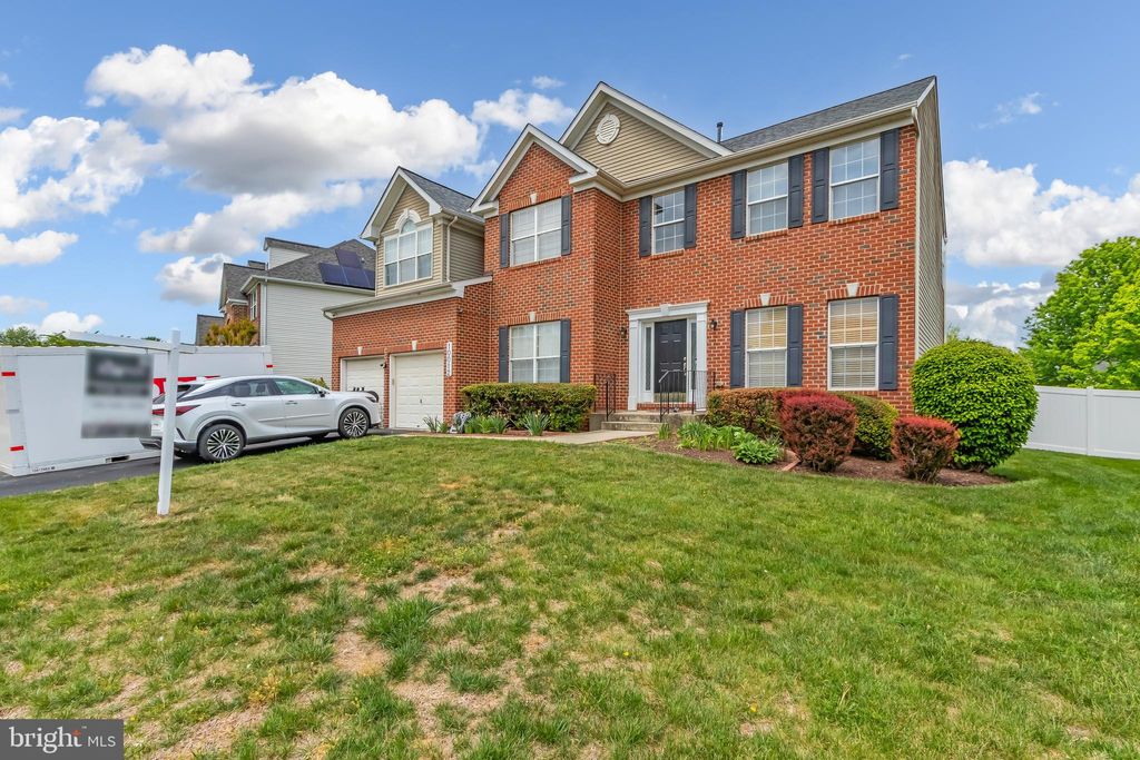 Photo of 10012 River Walk Terrace, UPPER MARLBORO, MD 20774 (MLS # MDPG2208760)