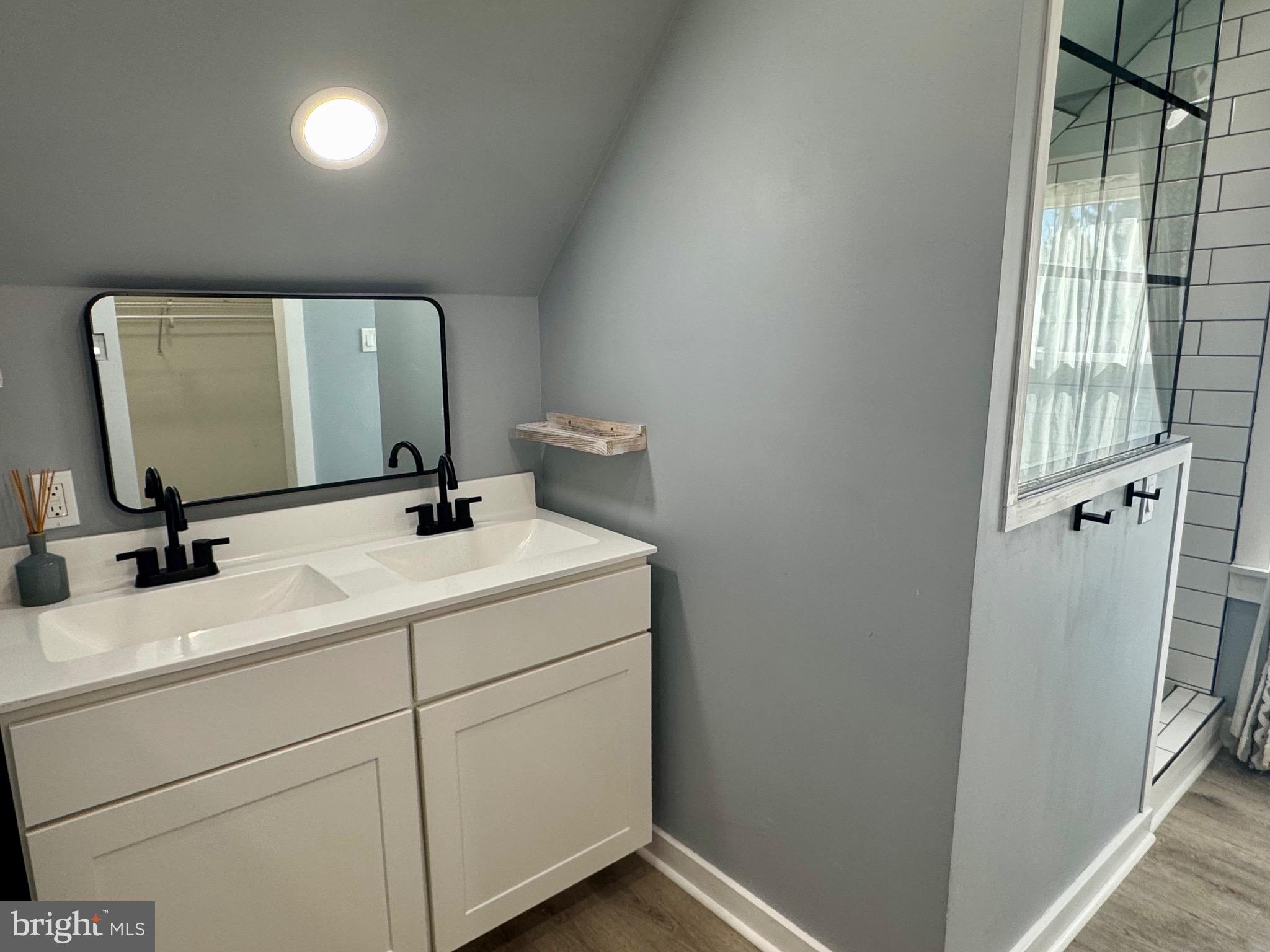 ANDOVER ESTATES - Residential