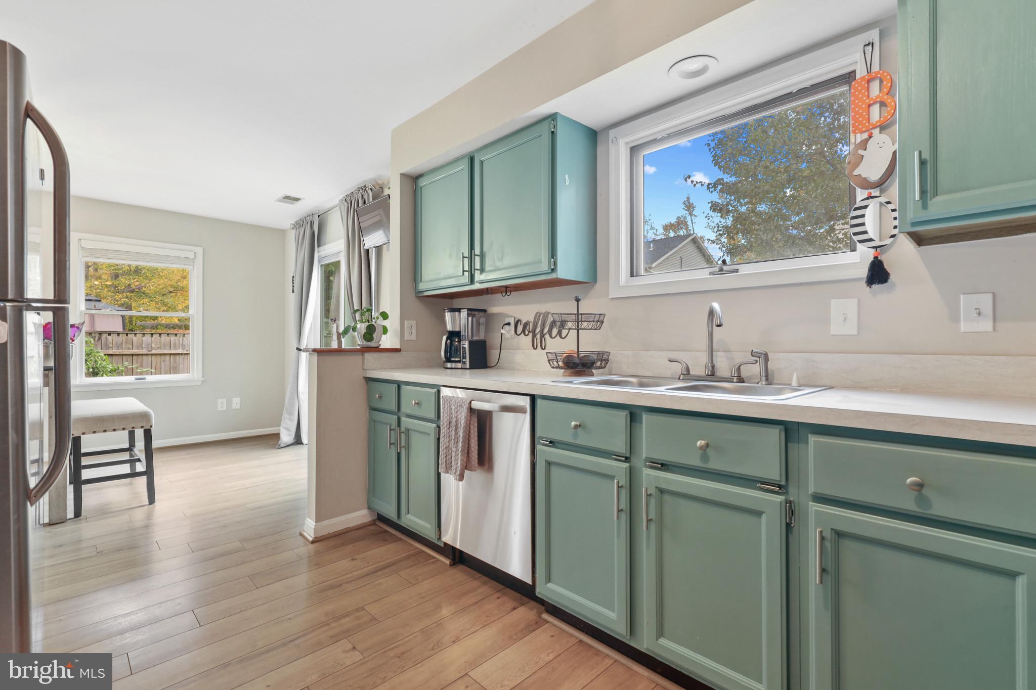 AVALON SHORES - Residential