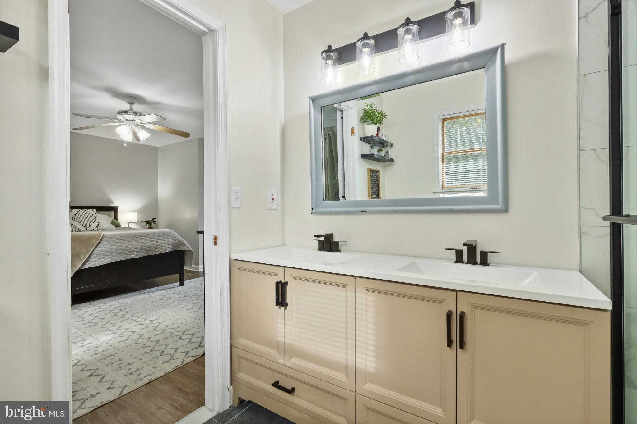 AVALON SHORES - Residential