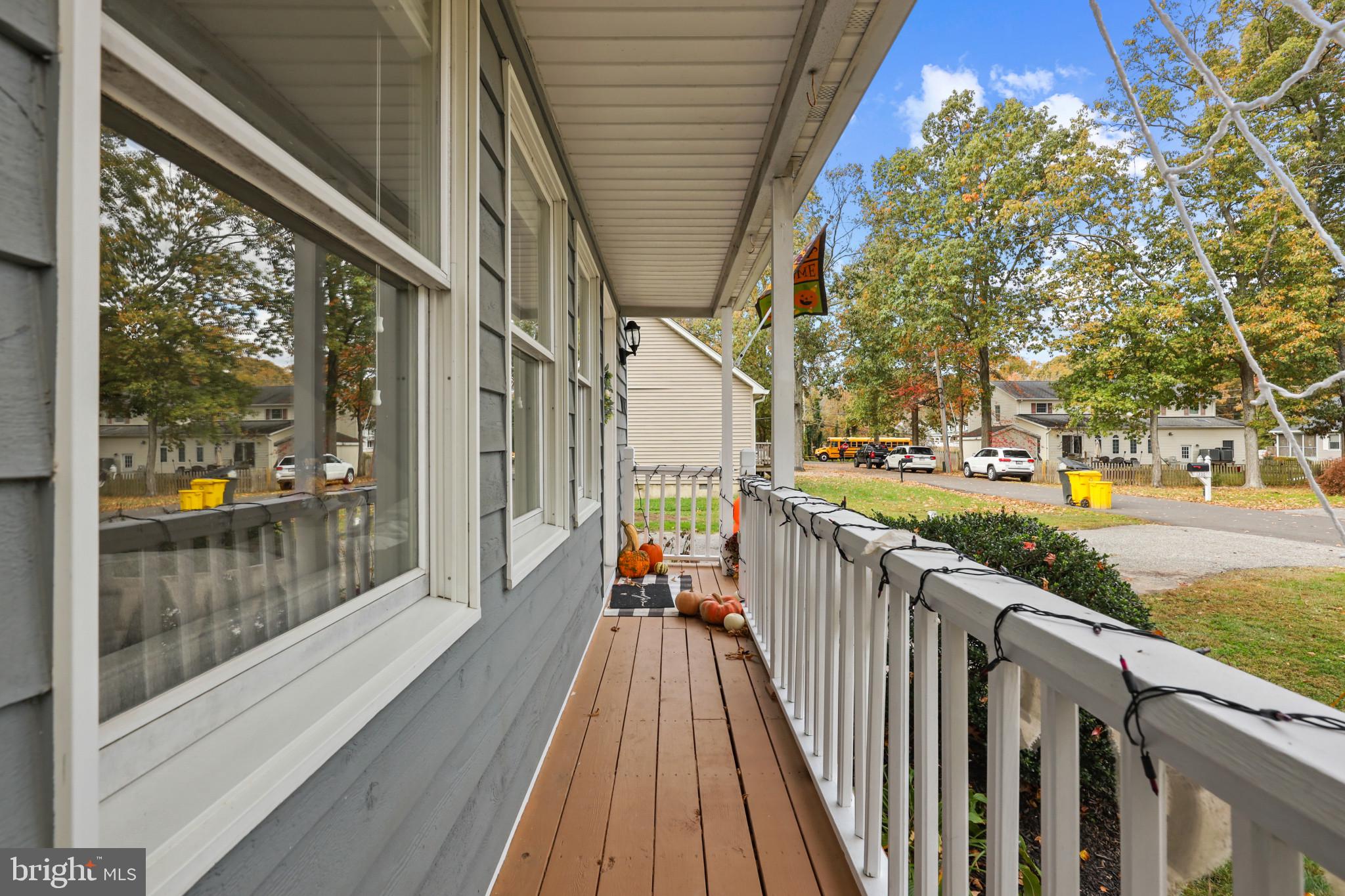 AVALON SHORES - Residential