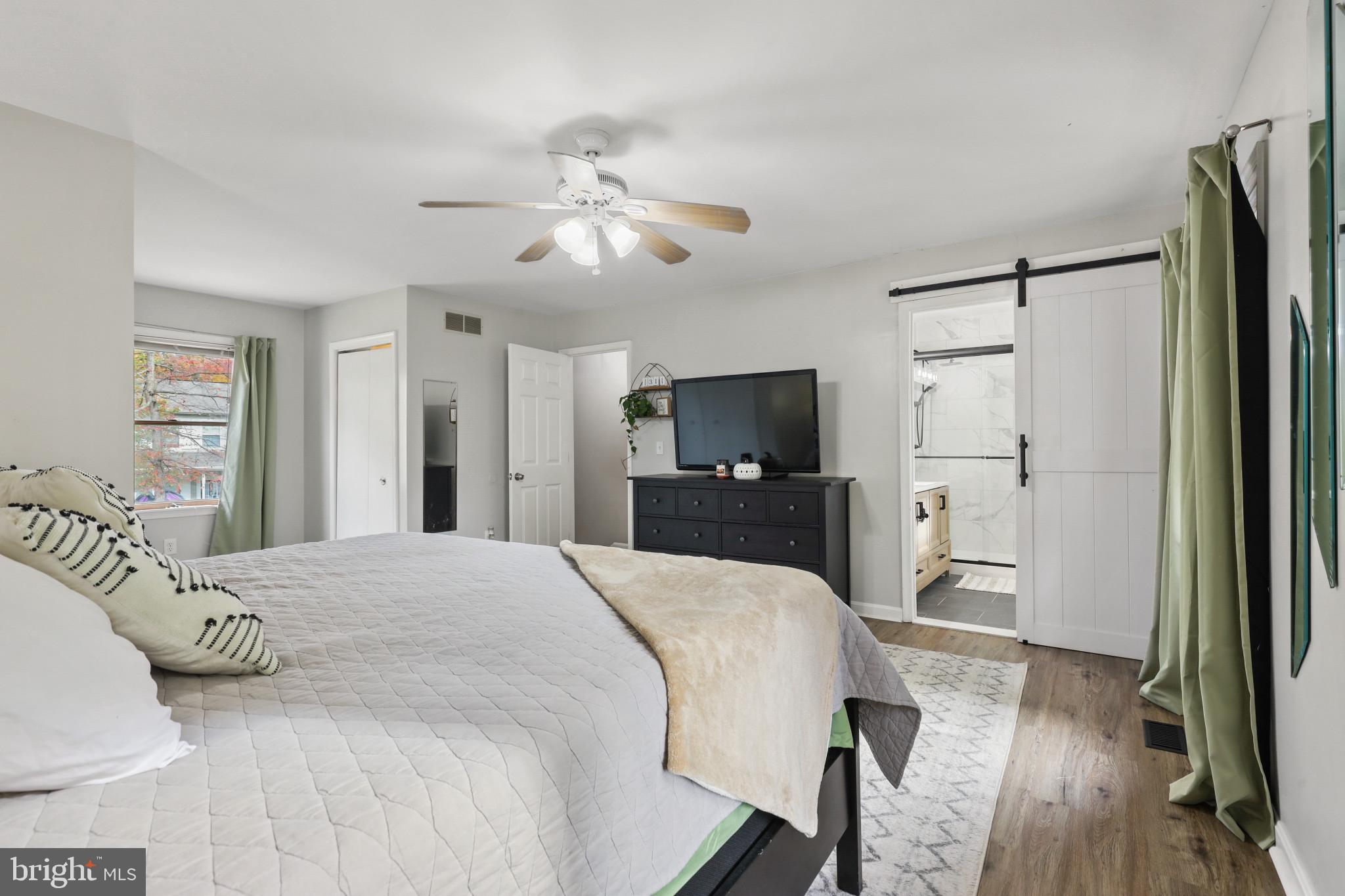 AVALON SHORES - Residential