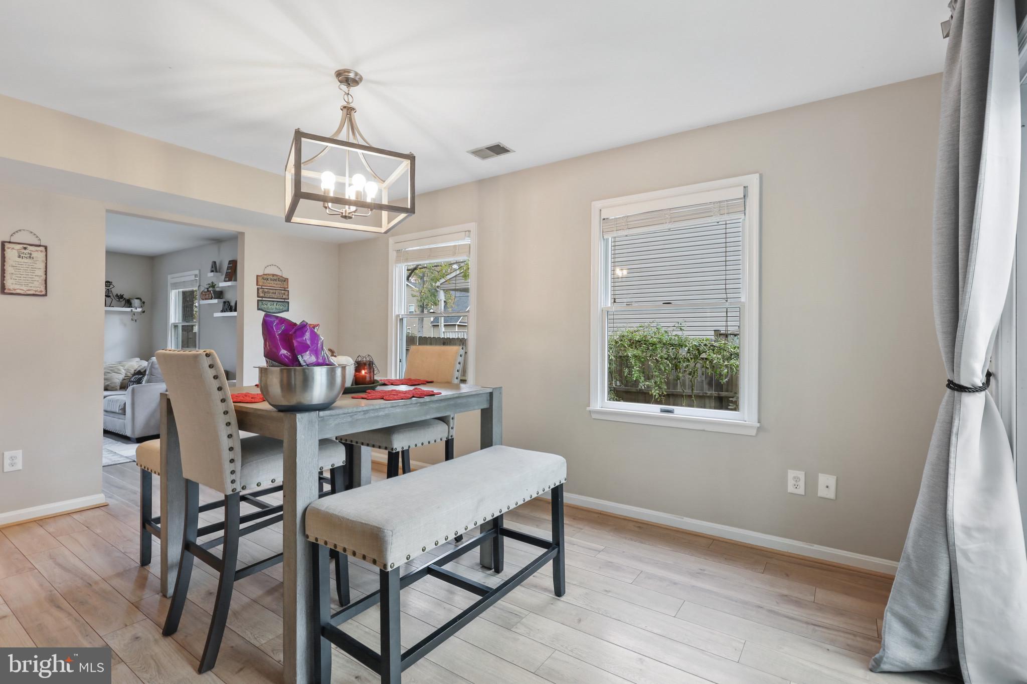 AVALON SHORES - Residential