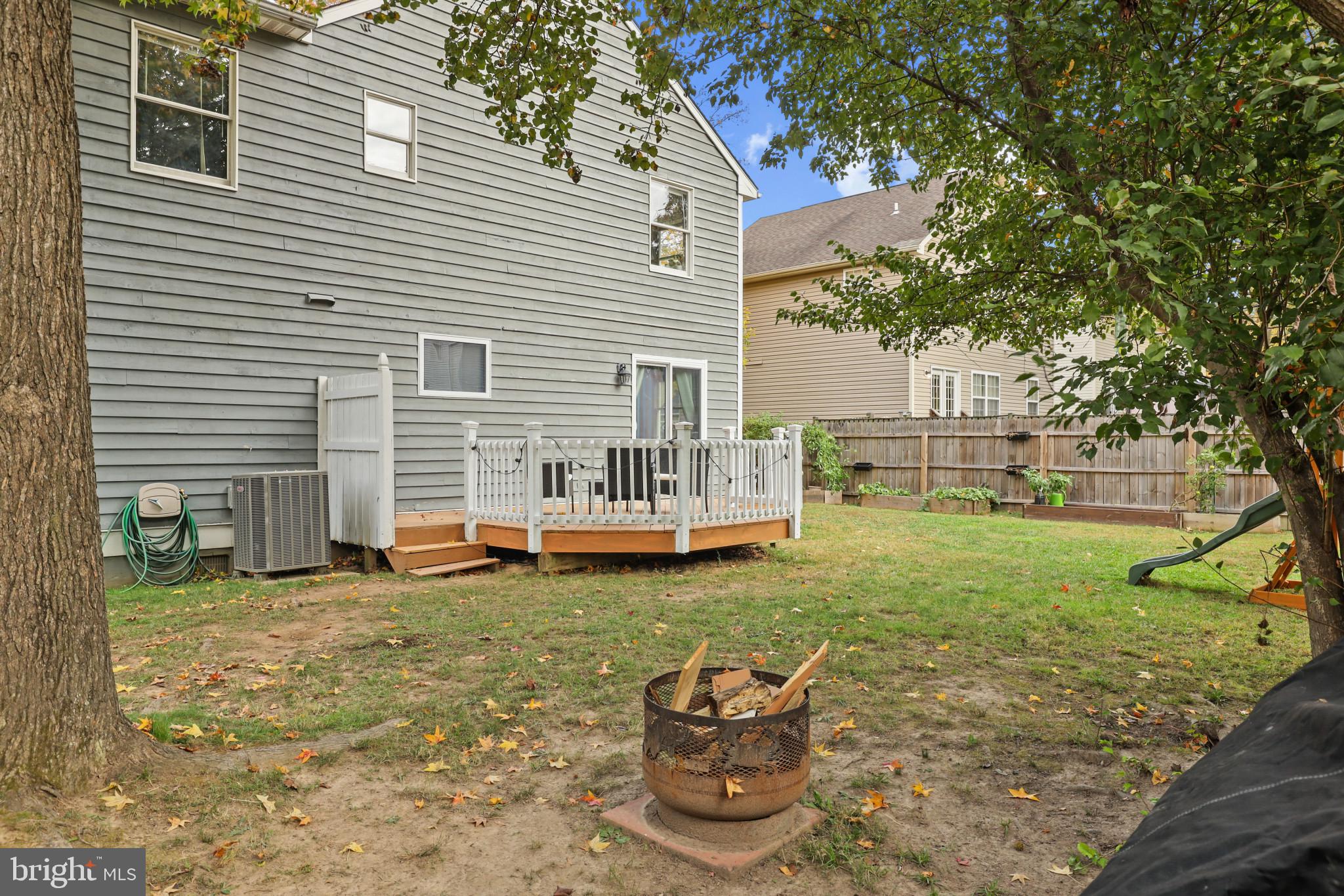 AVALON SHORES - Residential