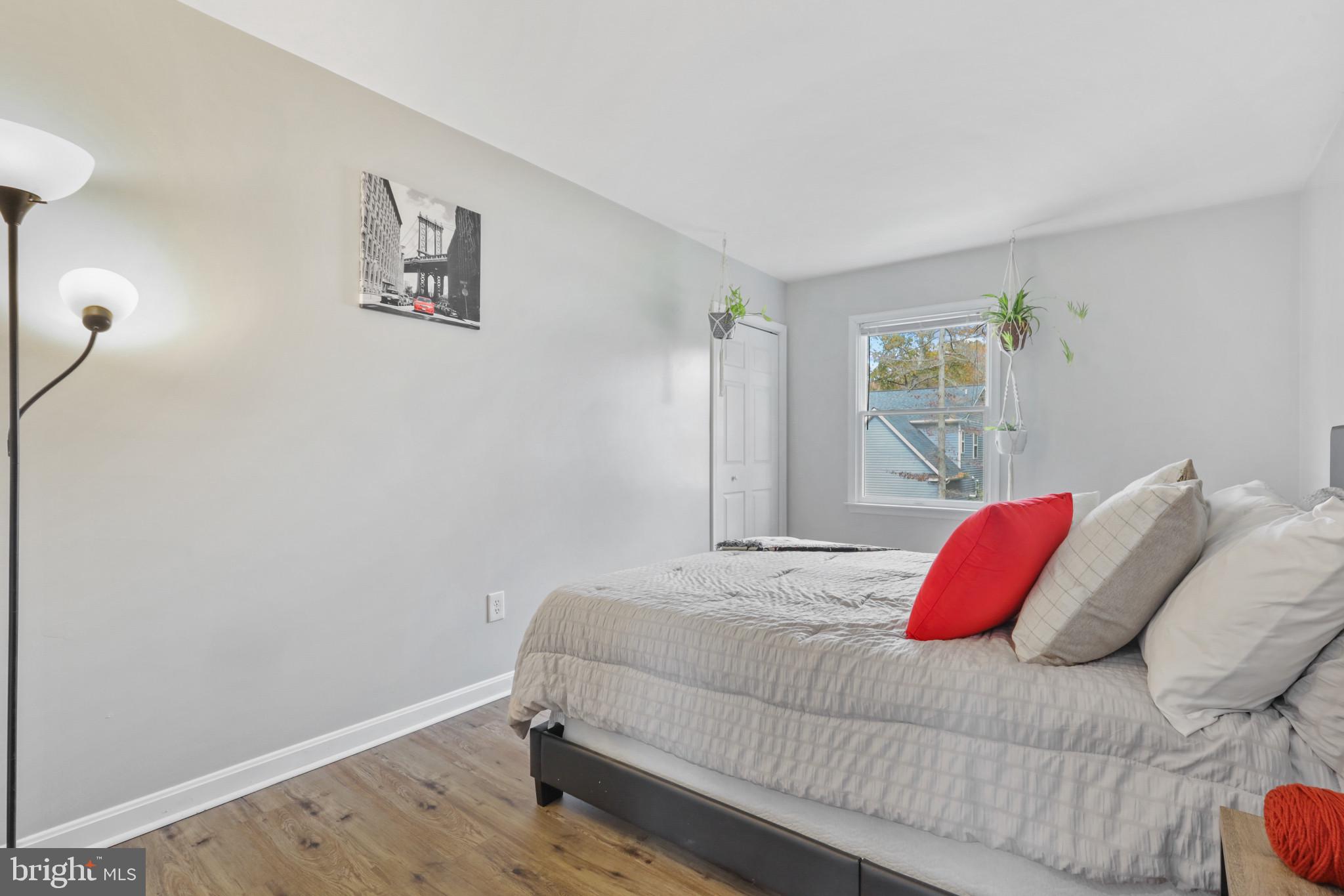 AVALON SHORES - Residential