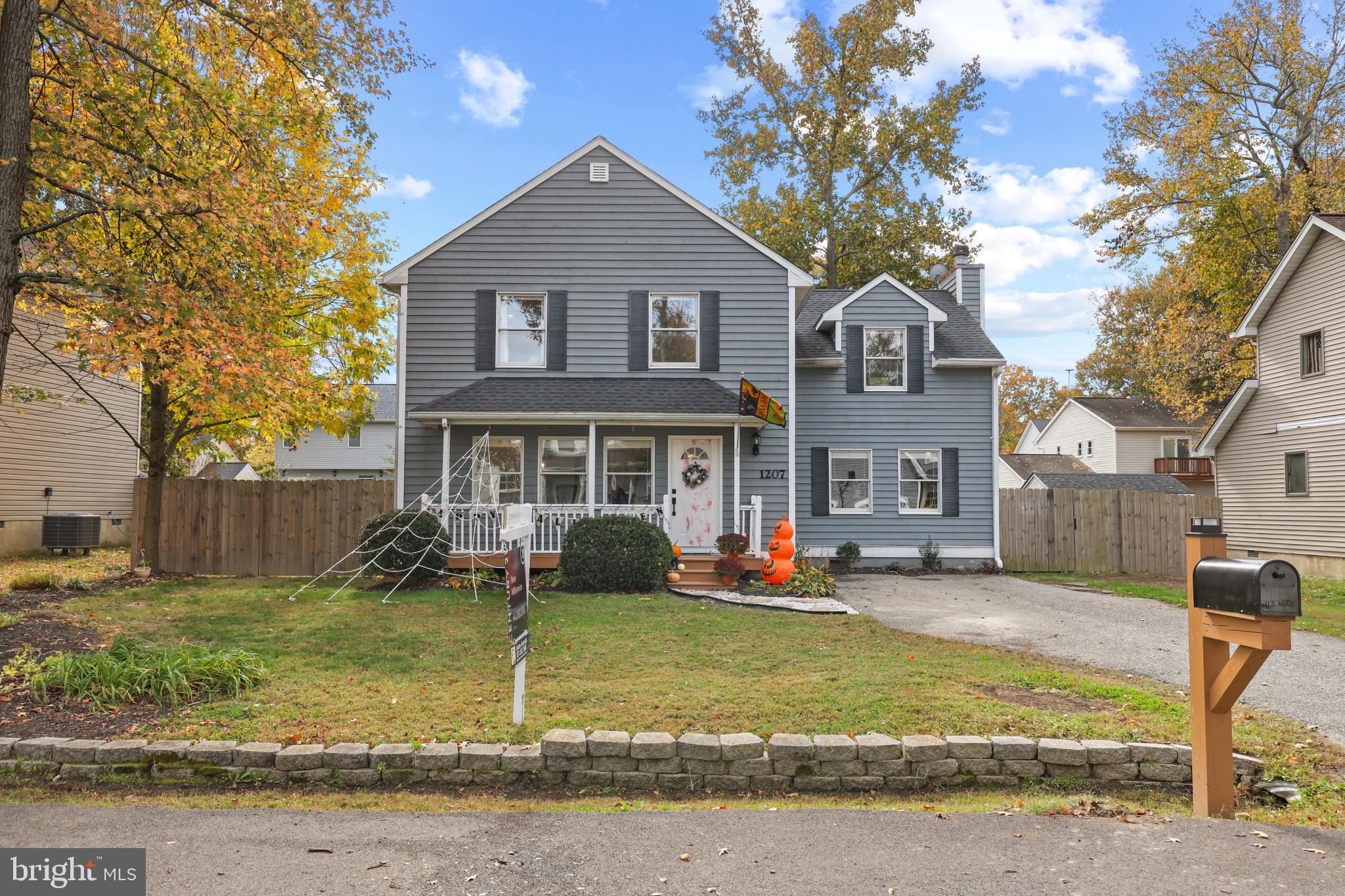 AVALON SHORES - Residential