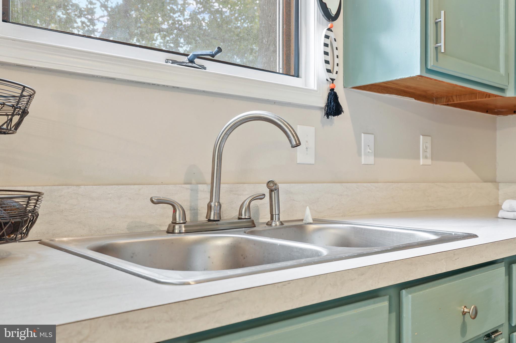 AVALON SHORES - Residential