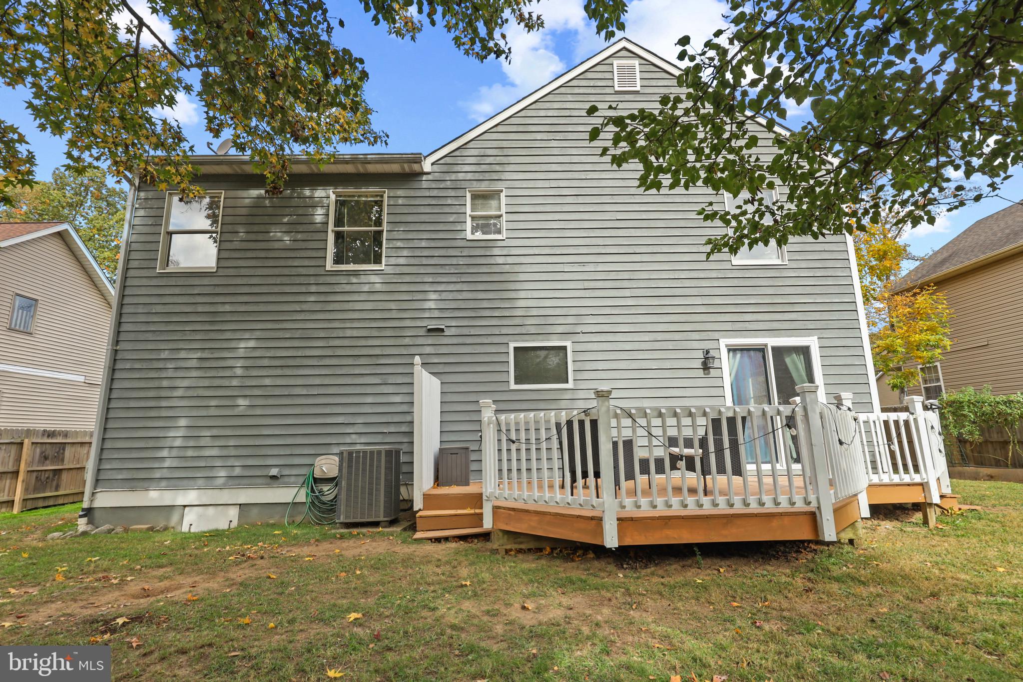 AVALON SHORES - Residential