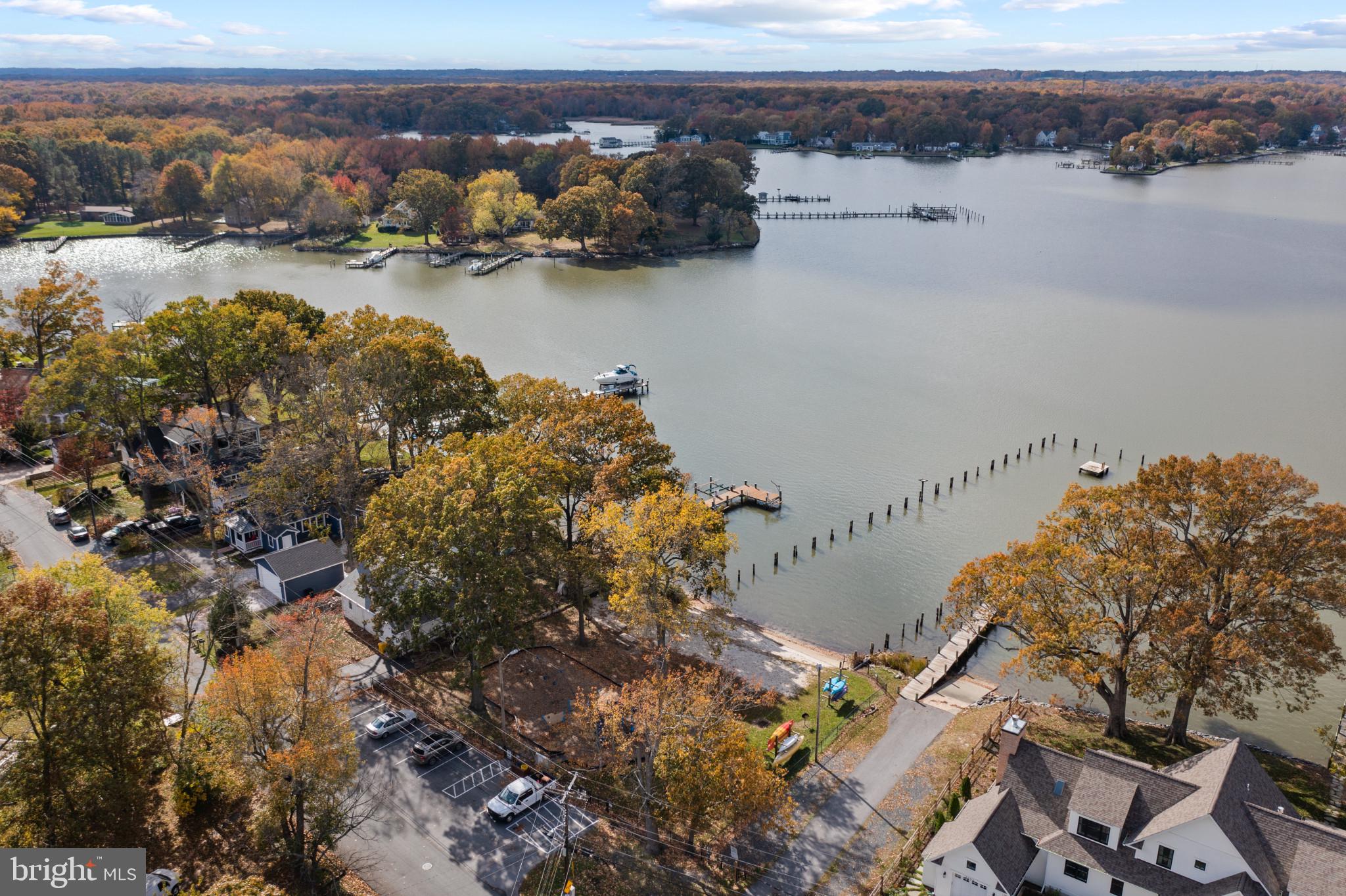 AVALON SHORES - Residential