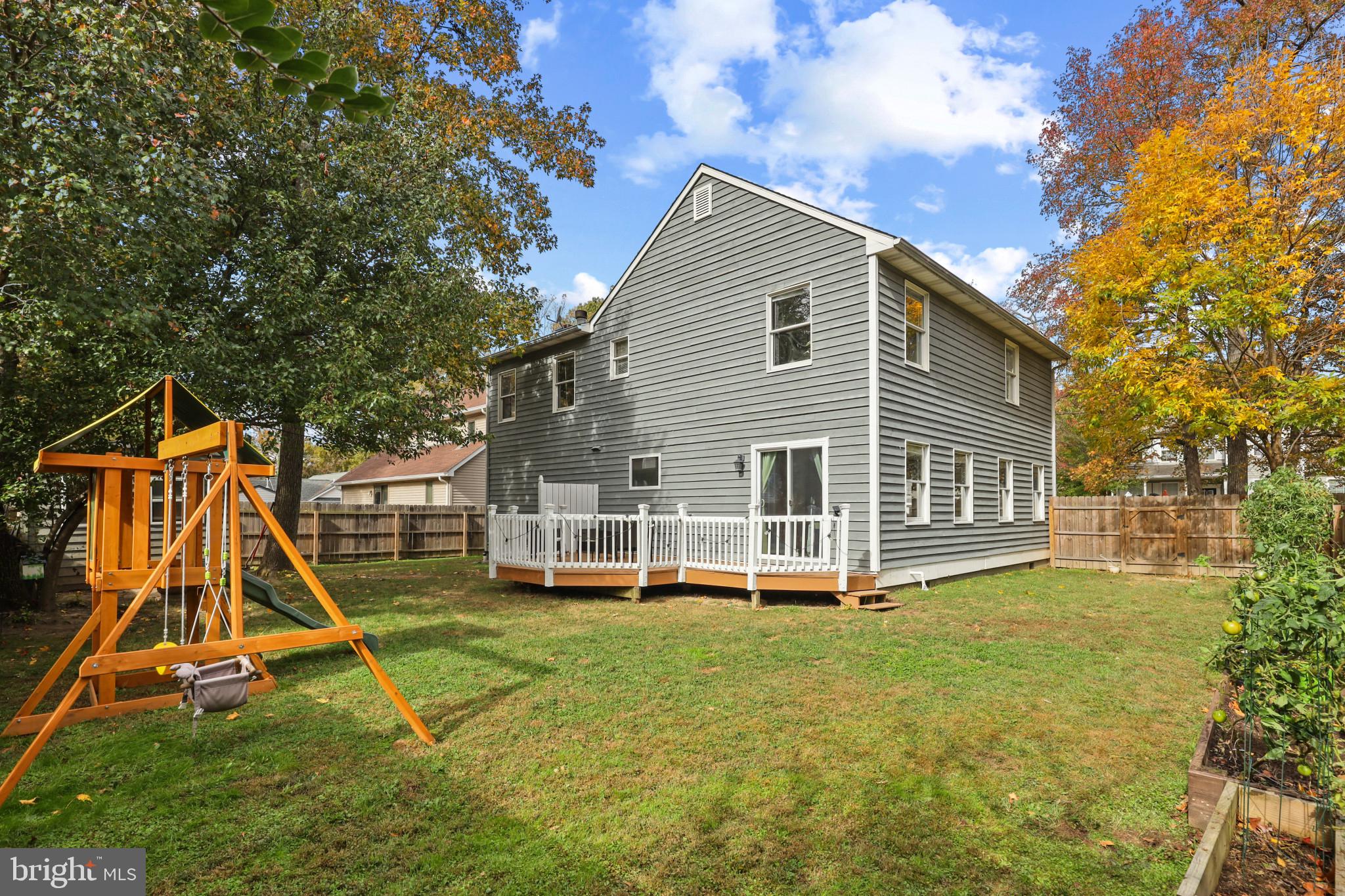 AVALON SHORES - Residential