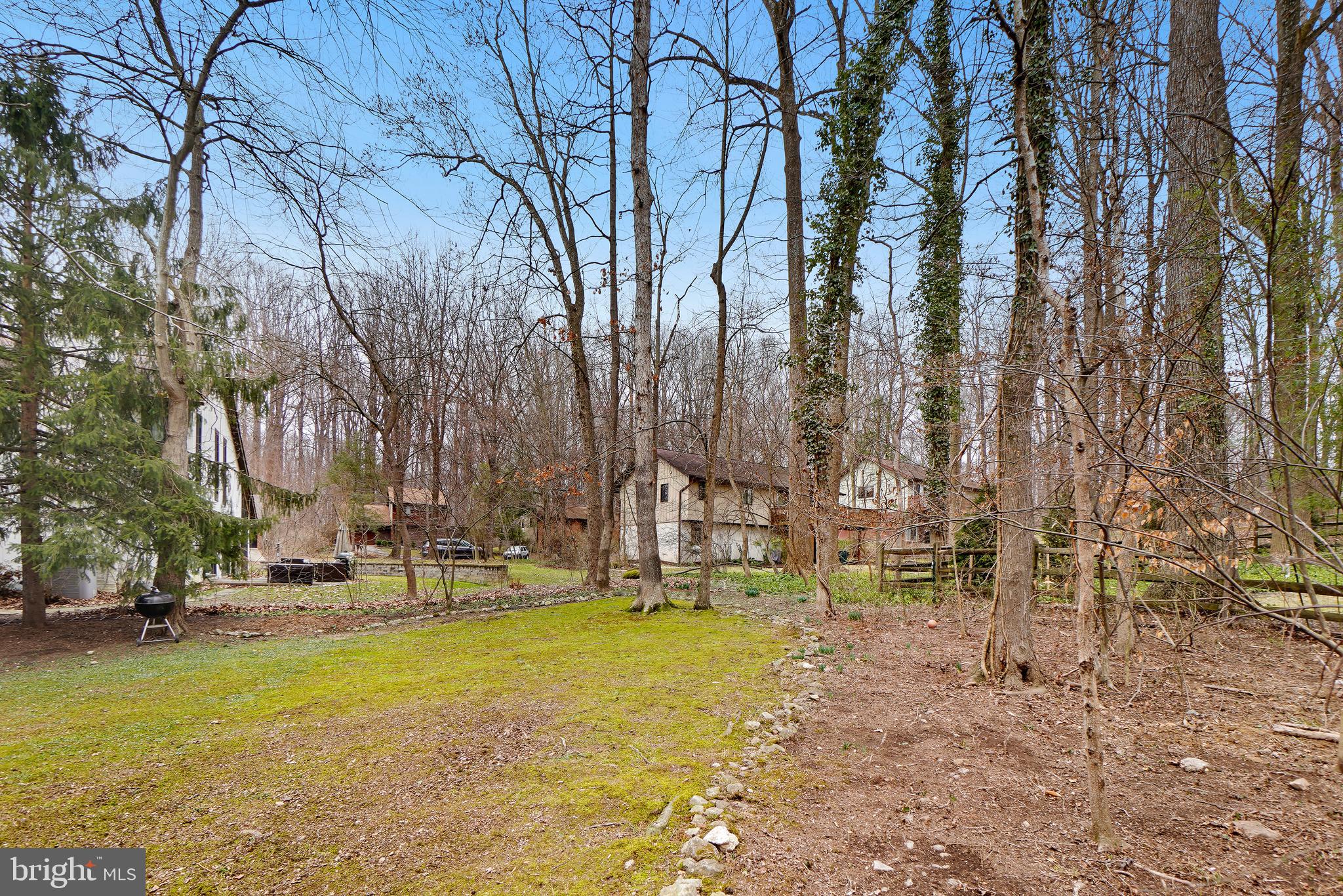 VILLAGE OF OAKLAND MILLS - Residential