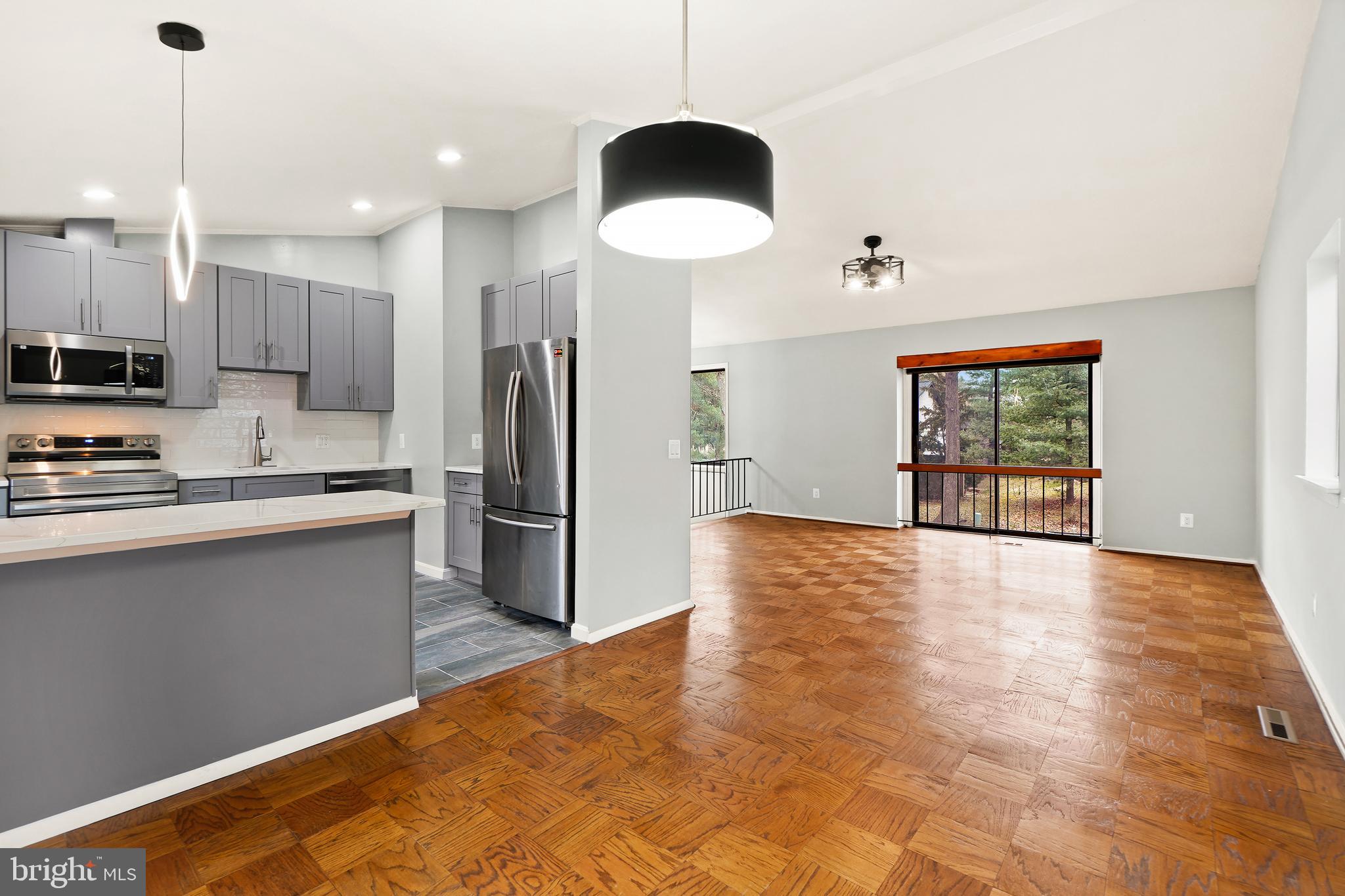 VILLAGE OF OAKLAND MILLS - Residential