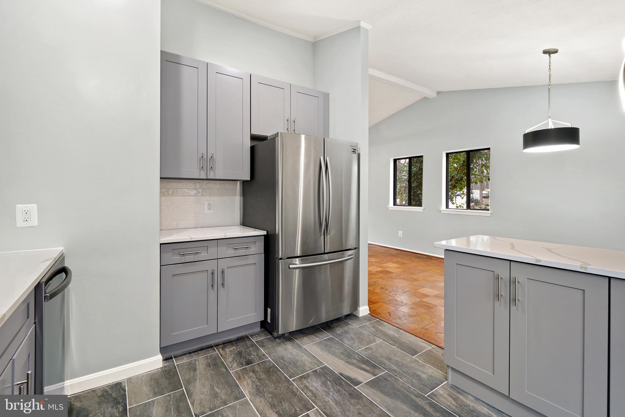 VILLAGE OF OAKLAND MILLS - Residential