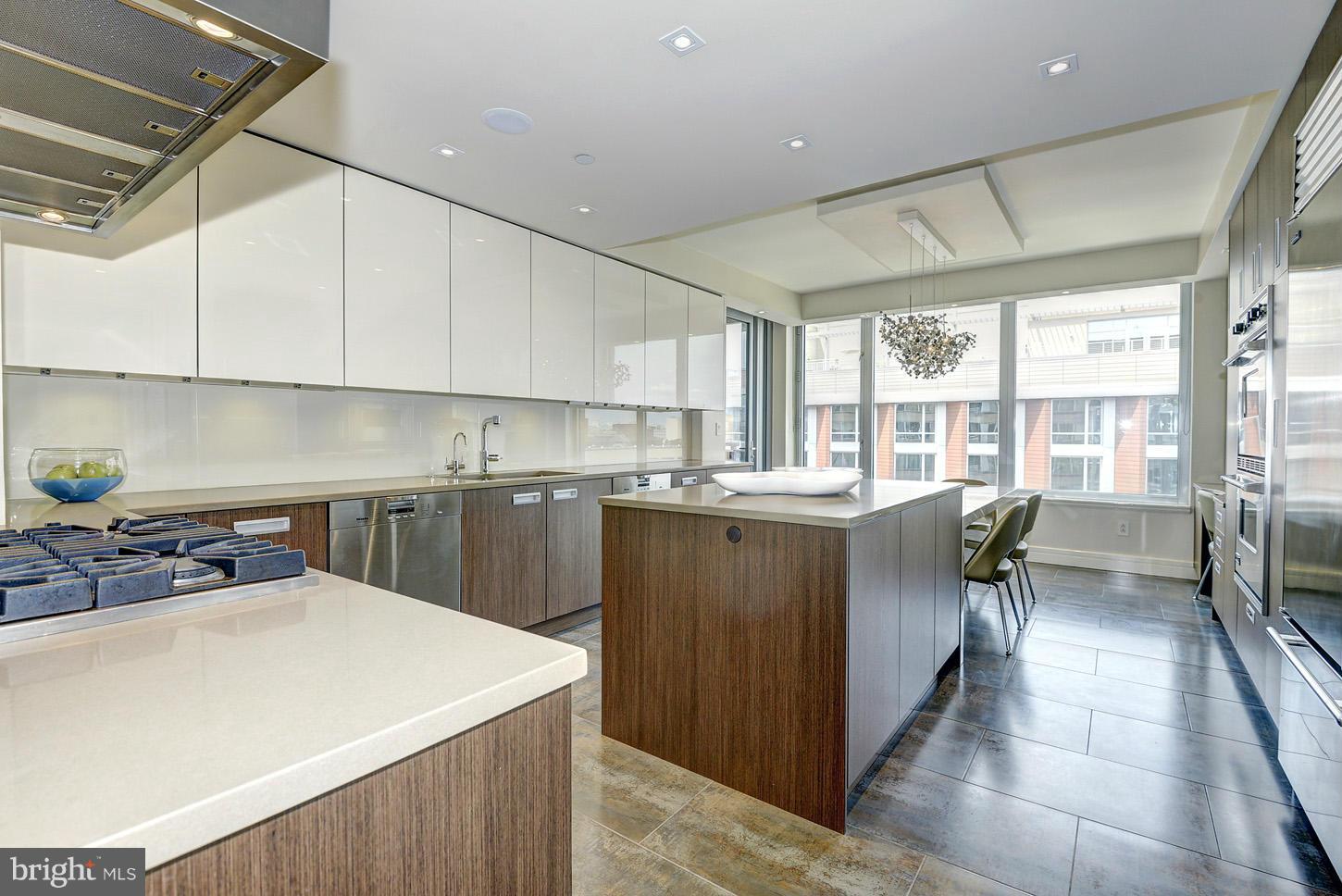 WEST END - Residential