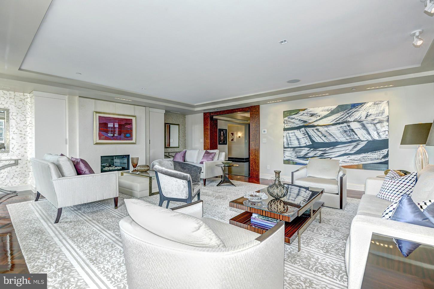 WEST END - Residential