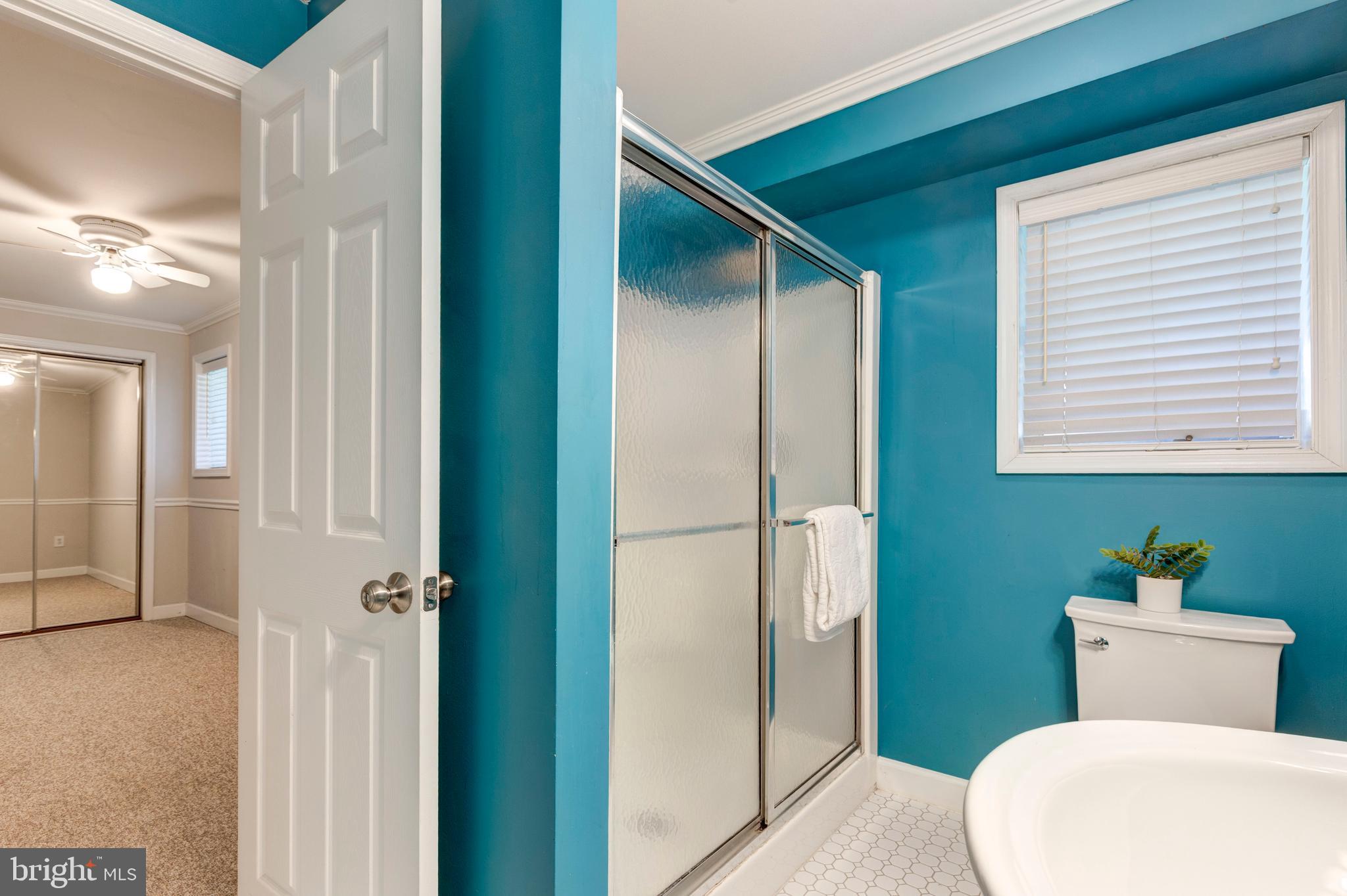 THOROBRED KNOLL - Residential