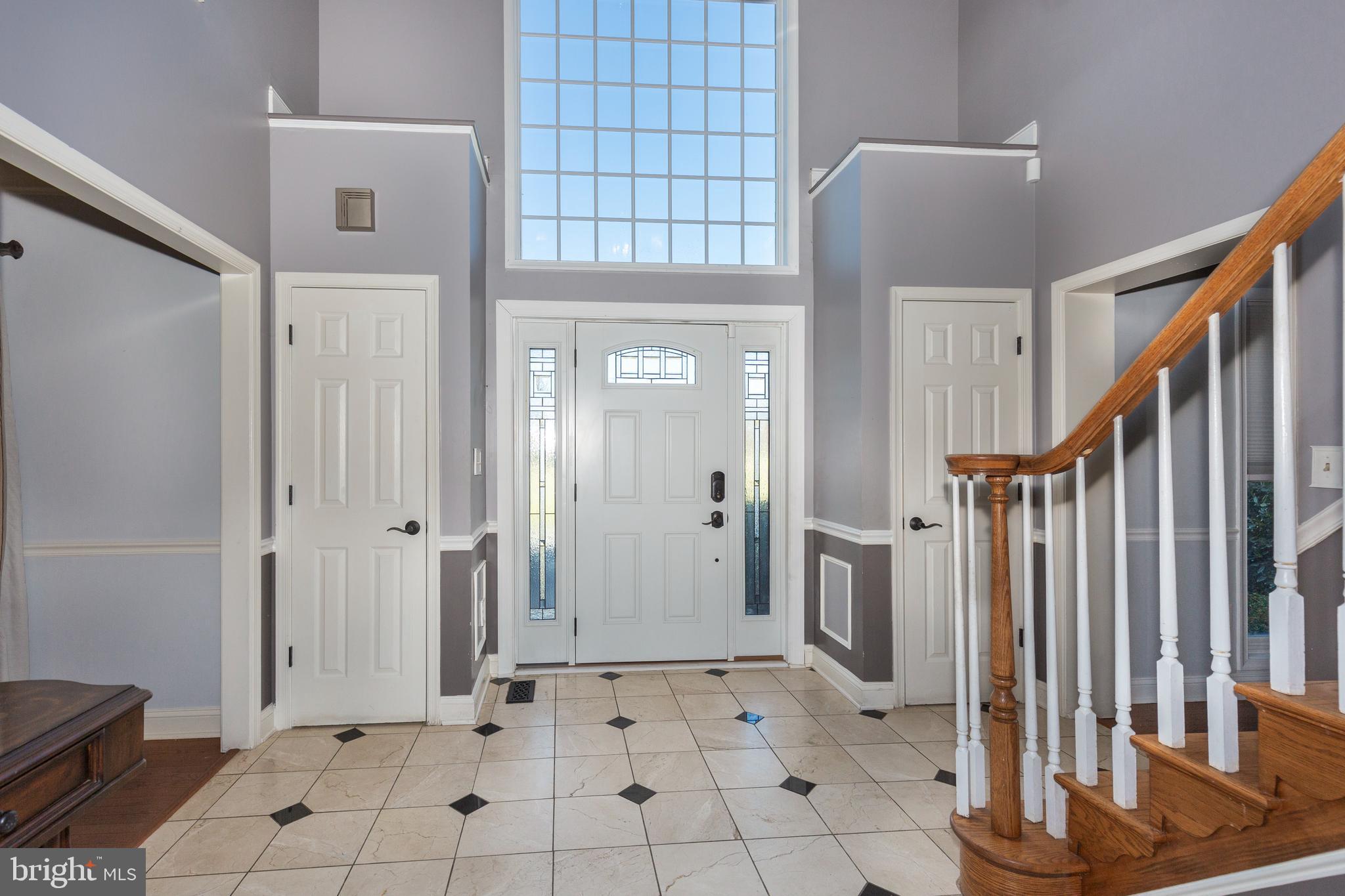 THOROBRED KNOLL - Residential