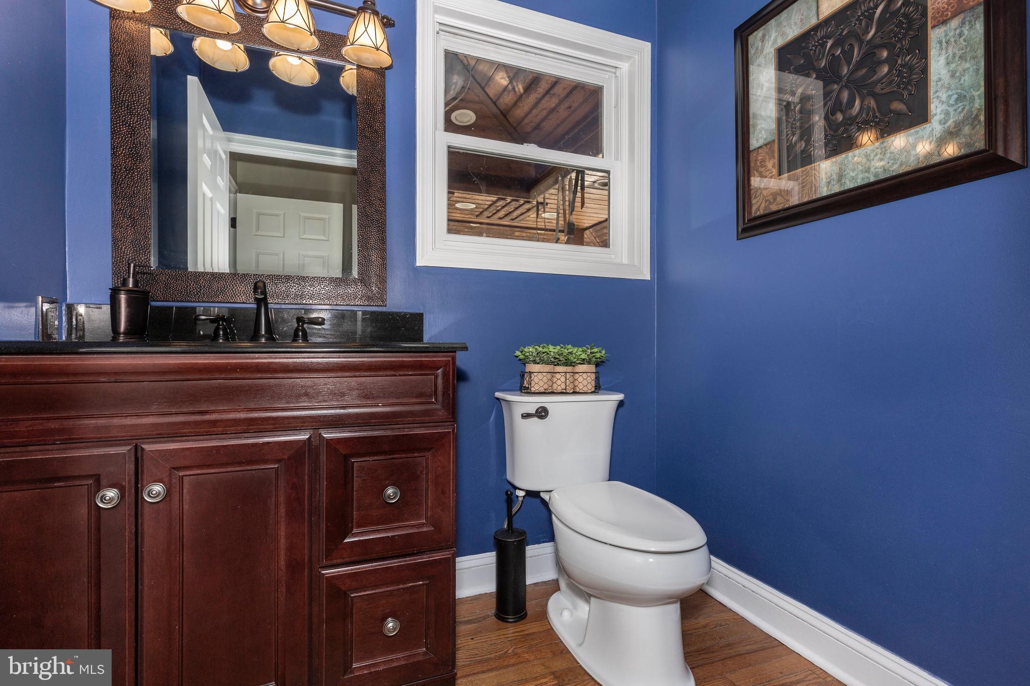 THOROBRED KNOLL - Residential