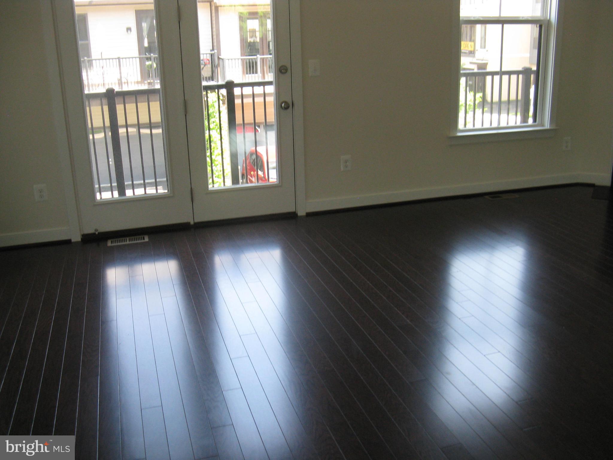 BRAMBLETON TOWN CENTER - Residential Lease