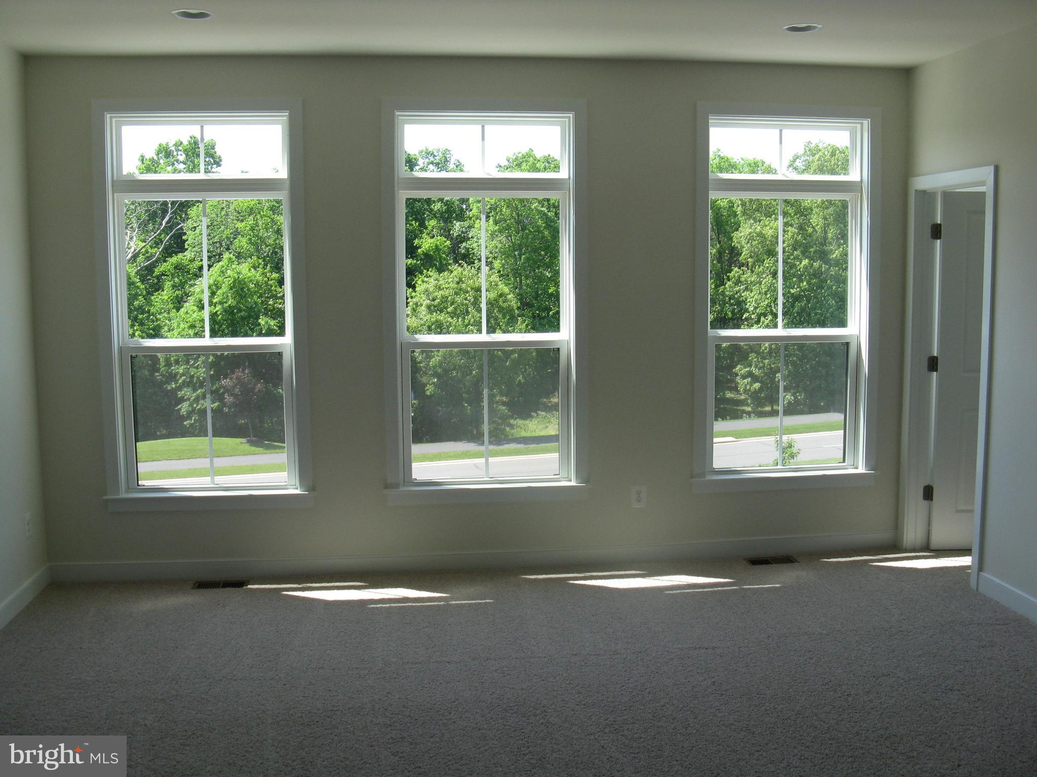 BRAMBLETON TOWN CENTER - Residential Lease