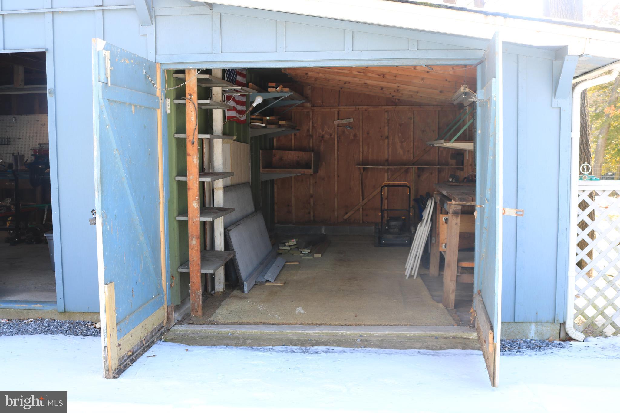 CHESTER HARBOR - Residential