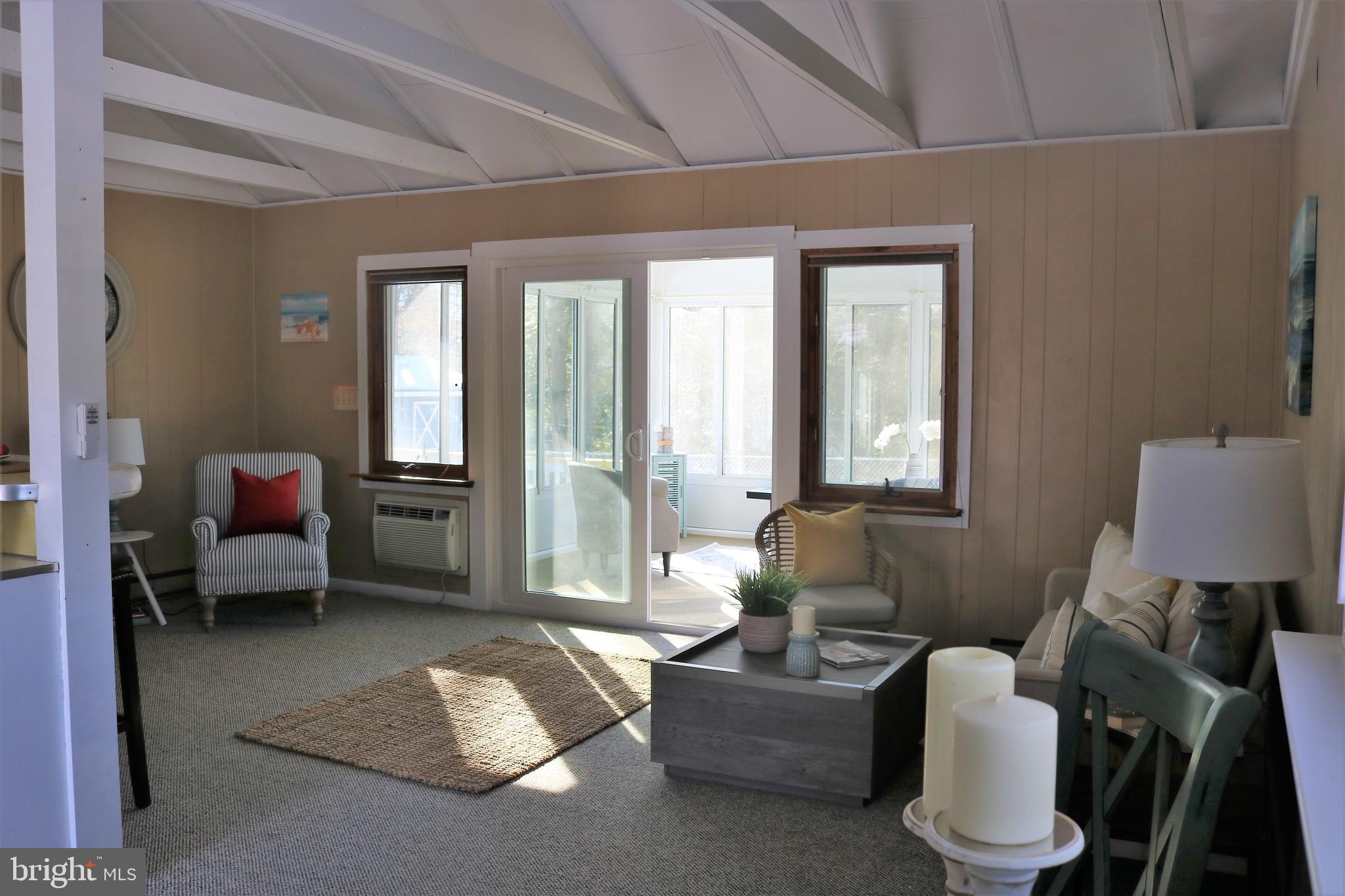 CHESTER HARBOR - Residential