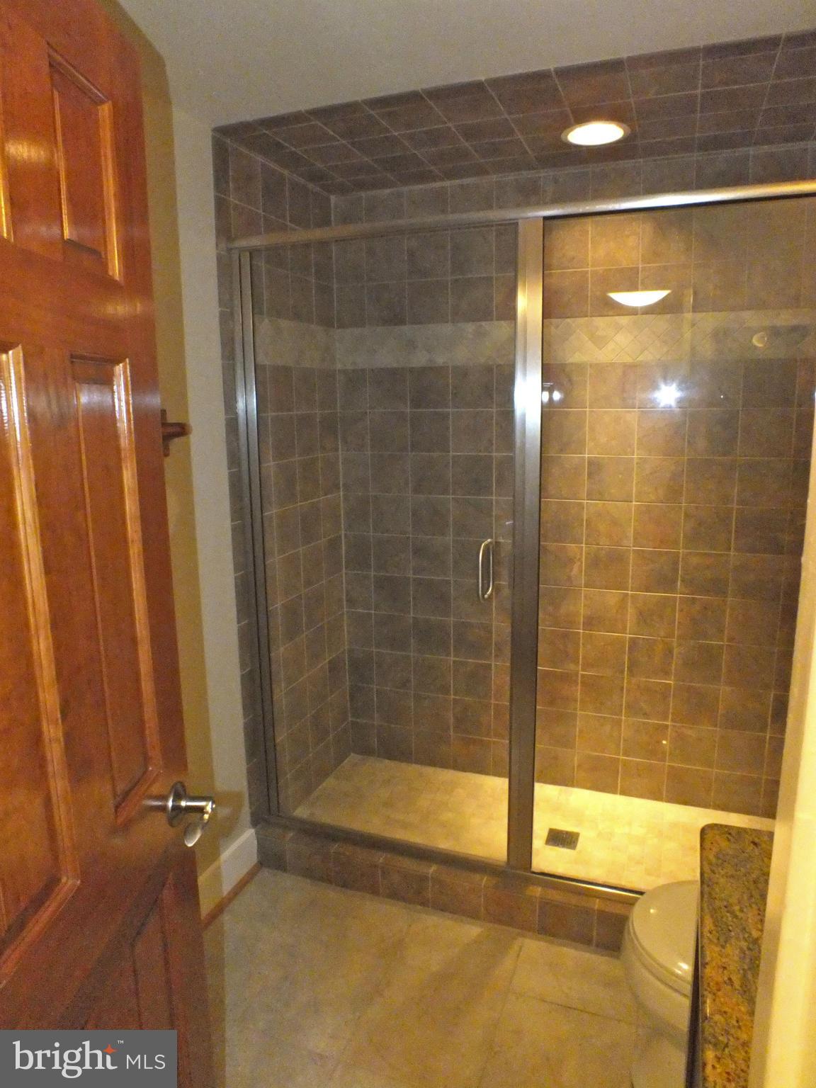 NEWPORT CONDOMINIUMS - Residential Lease