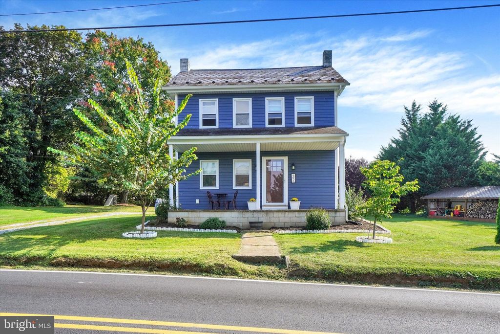 Photo of 32 New Bridgeville Road, WRIGHTSVILLE, PA 17368 (MLS # PAYK2090710)
