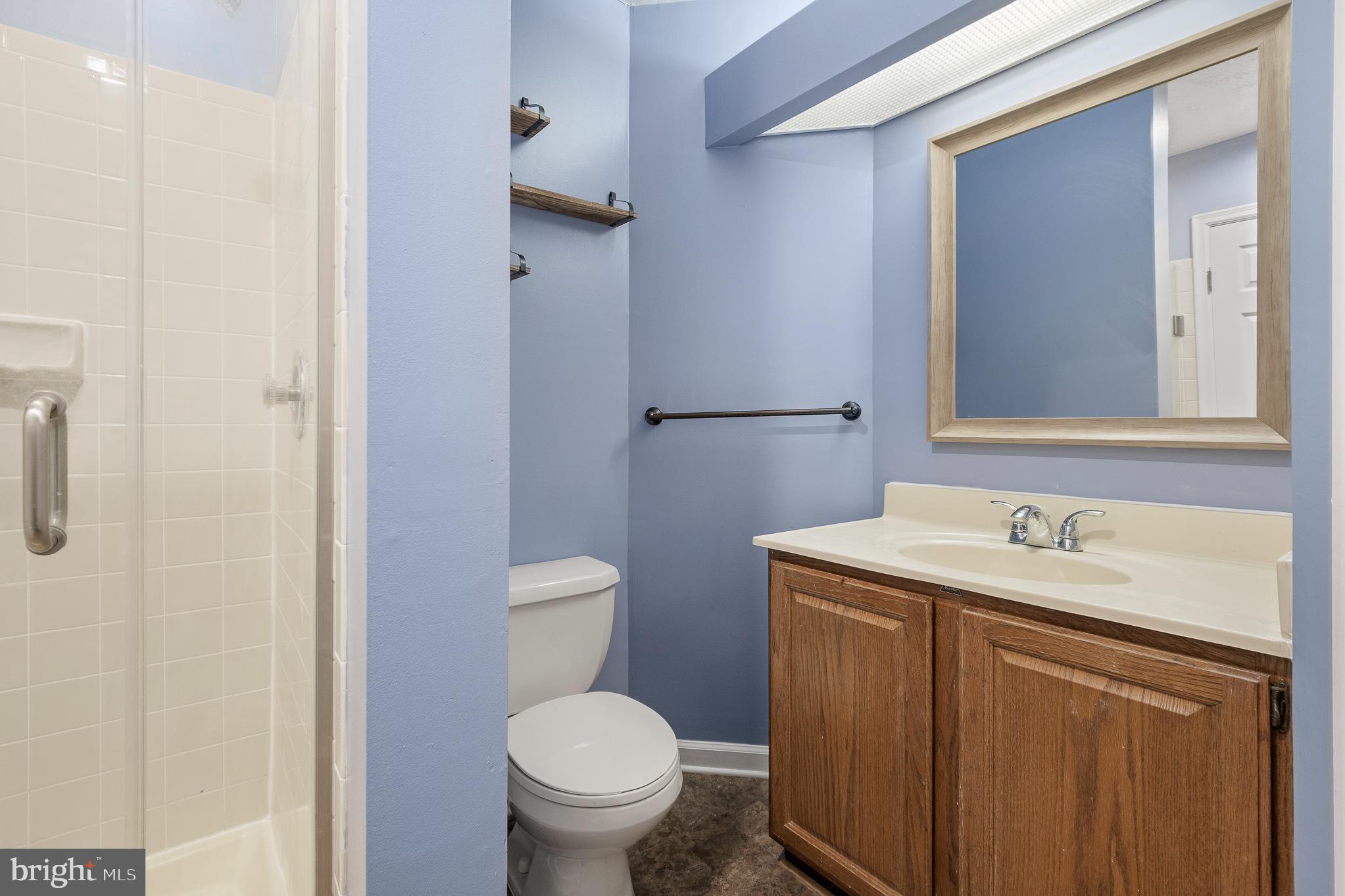 WATERS EDGE AT NORTH LAKE - Residential