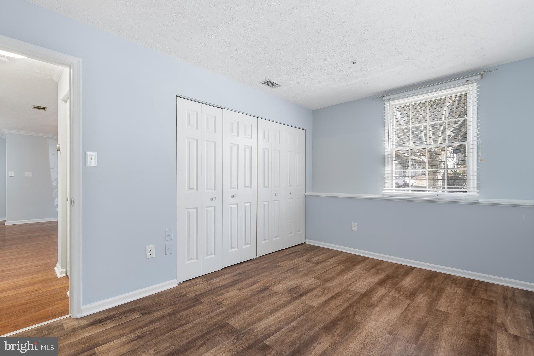 WATERS EDGE AT NORTH LAKE - Residential