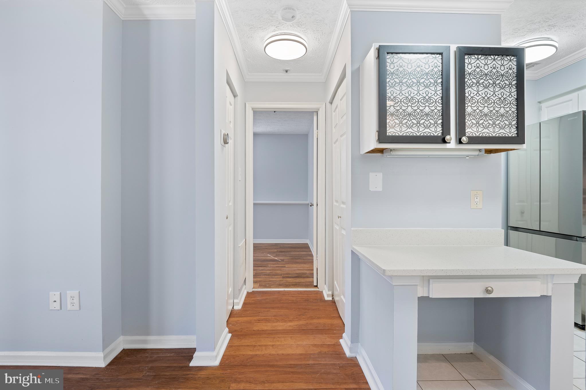 WATERS EDGE AT NORTH LAKE - Residential