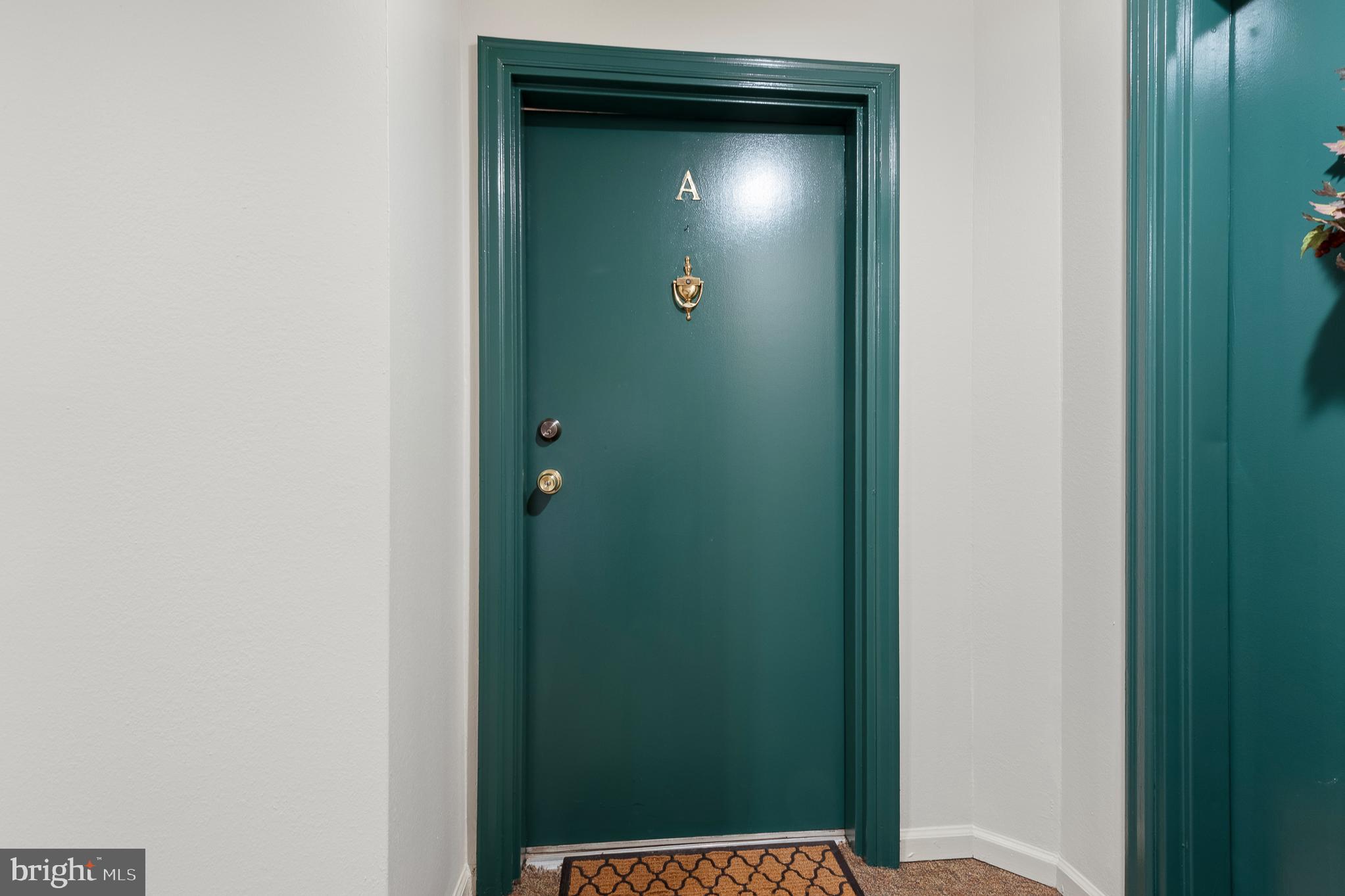 WATERS EDGE AT NORTH LAKE - Residential