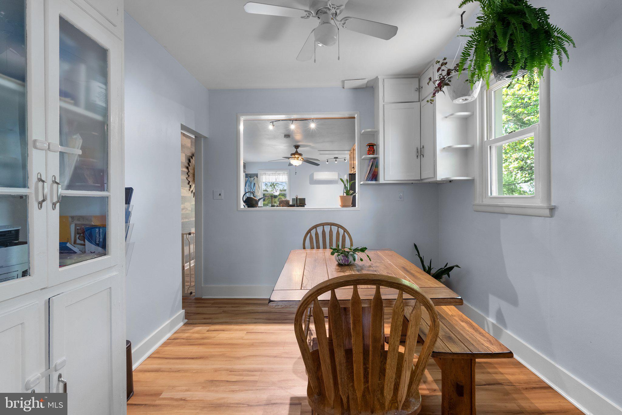 1523 KERR ROAD