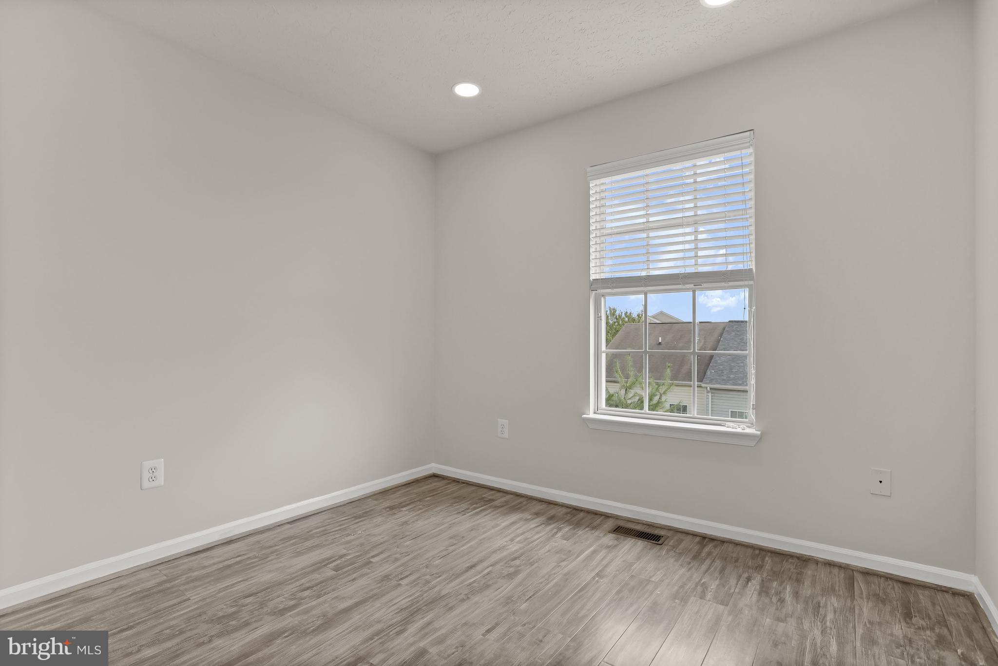 HOWARDS RIDGE - Residential