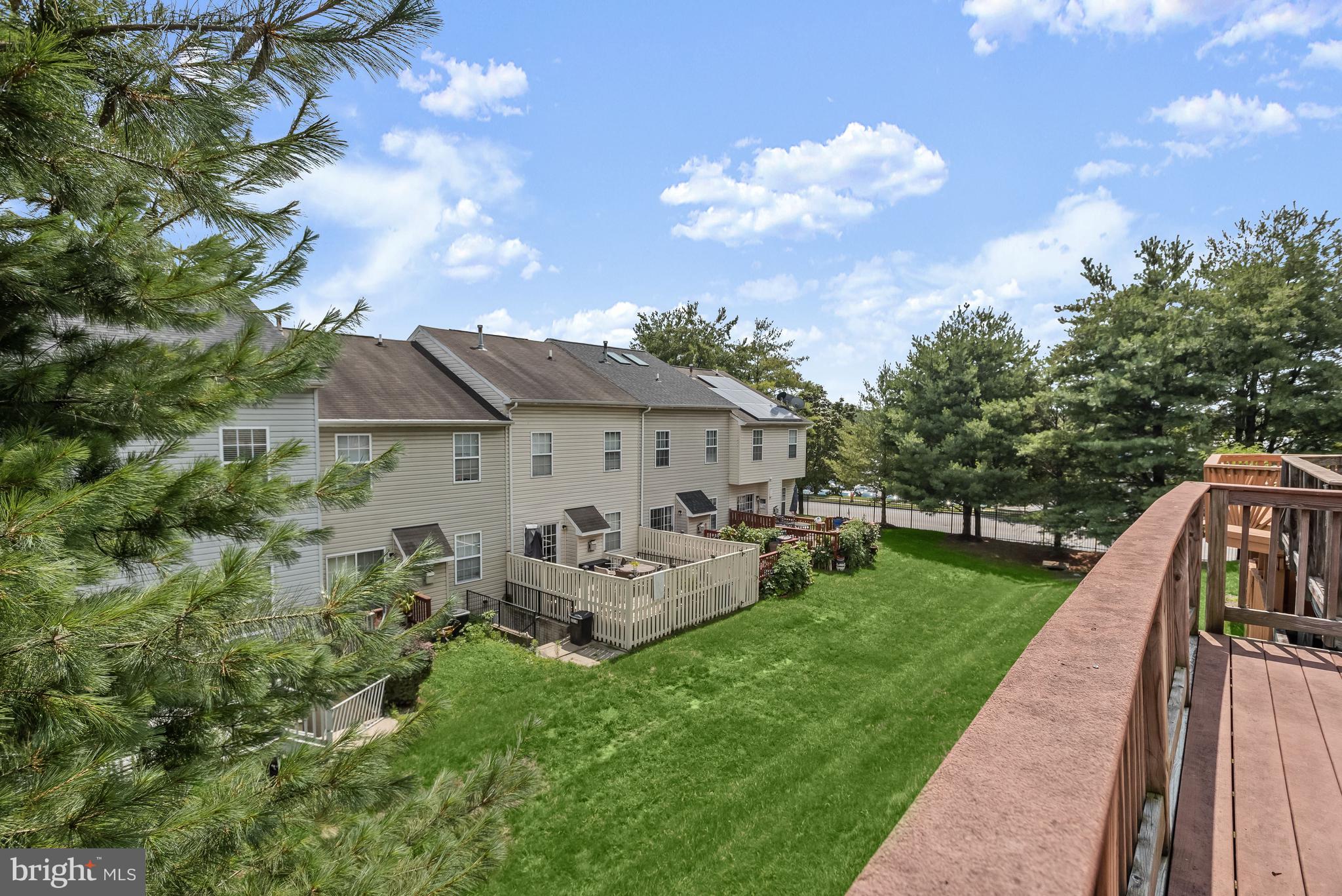 HOWARDS RIDGE - Residential