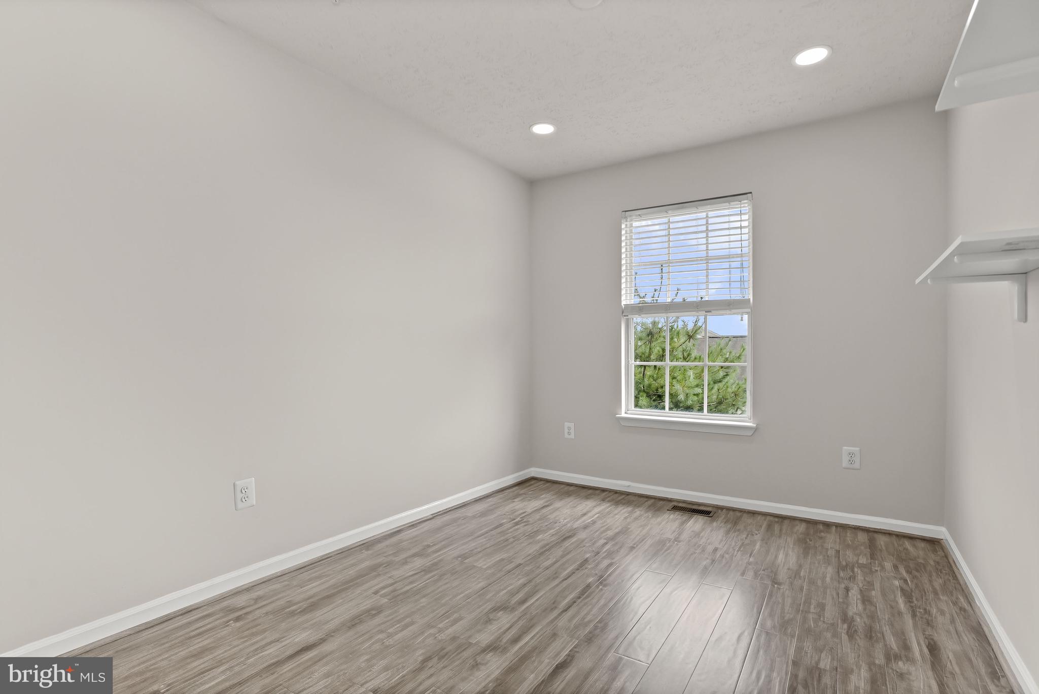 HOWARDS RIDGE - Residential