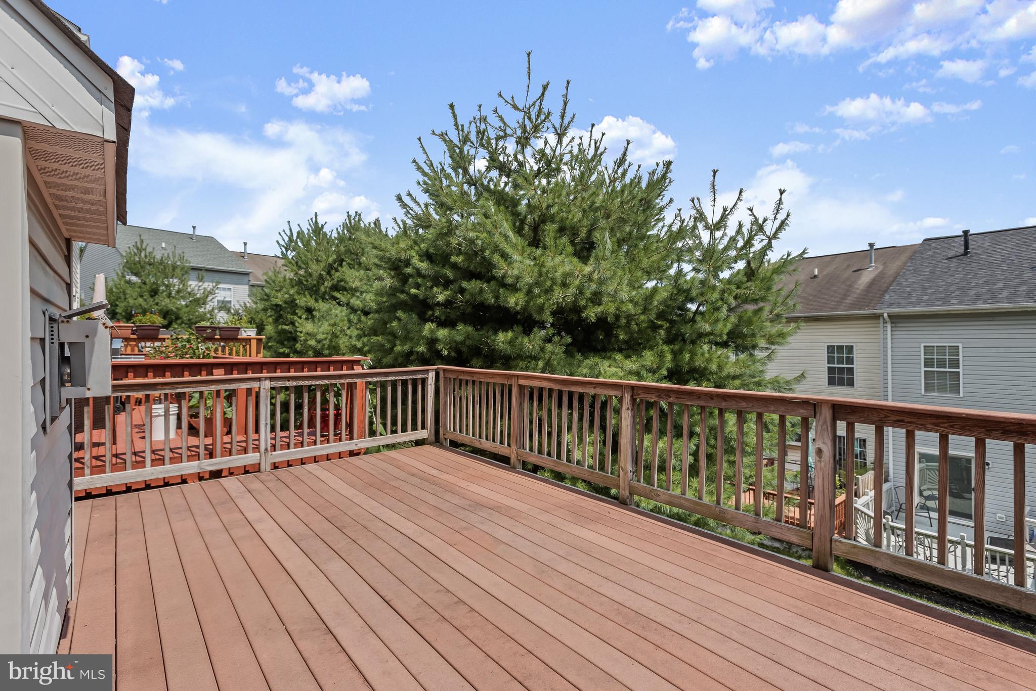 HOWARDS RIDGE - Residential