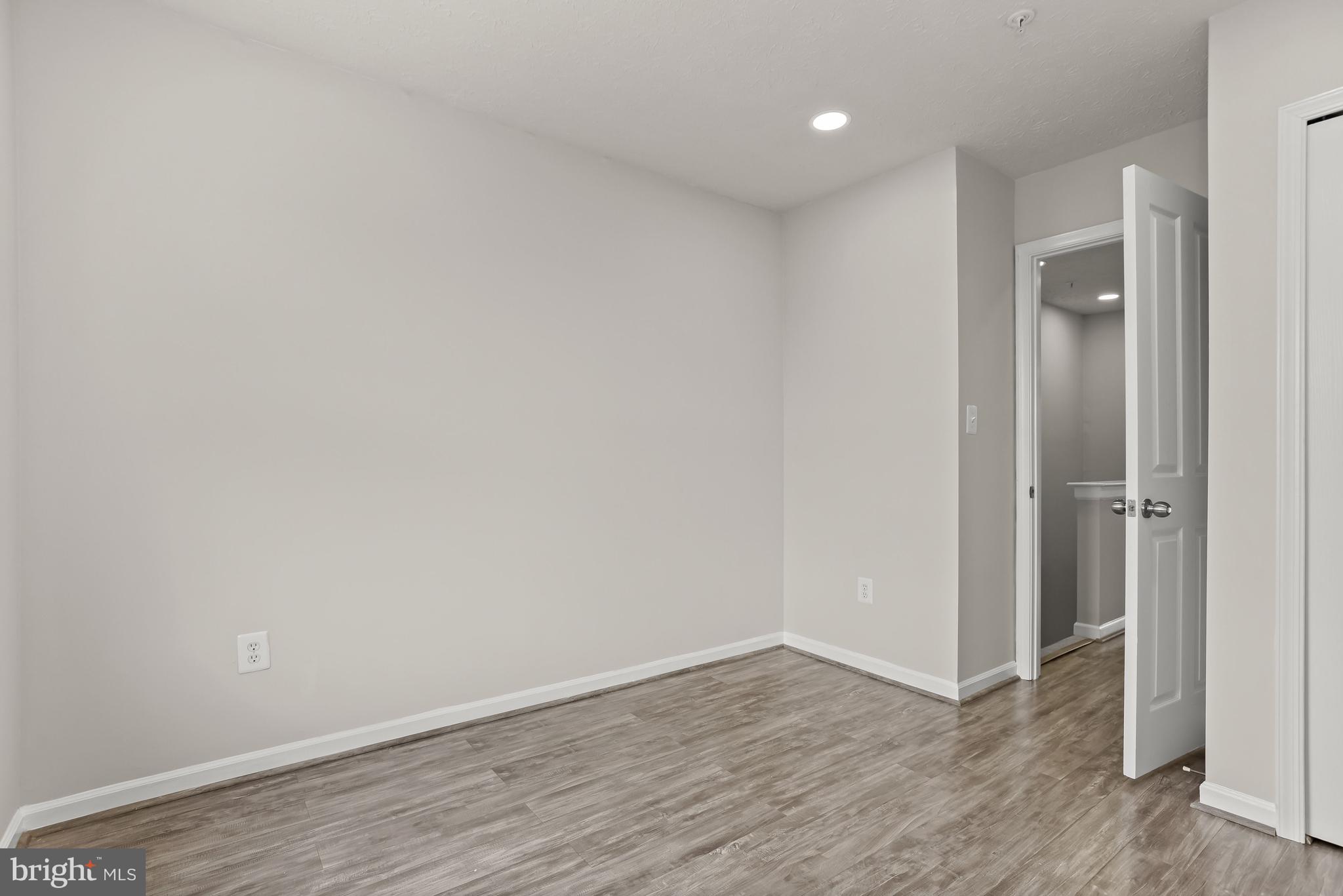 HOWARDS RIDGE - Residential