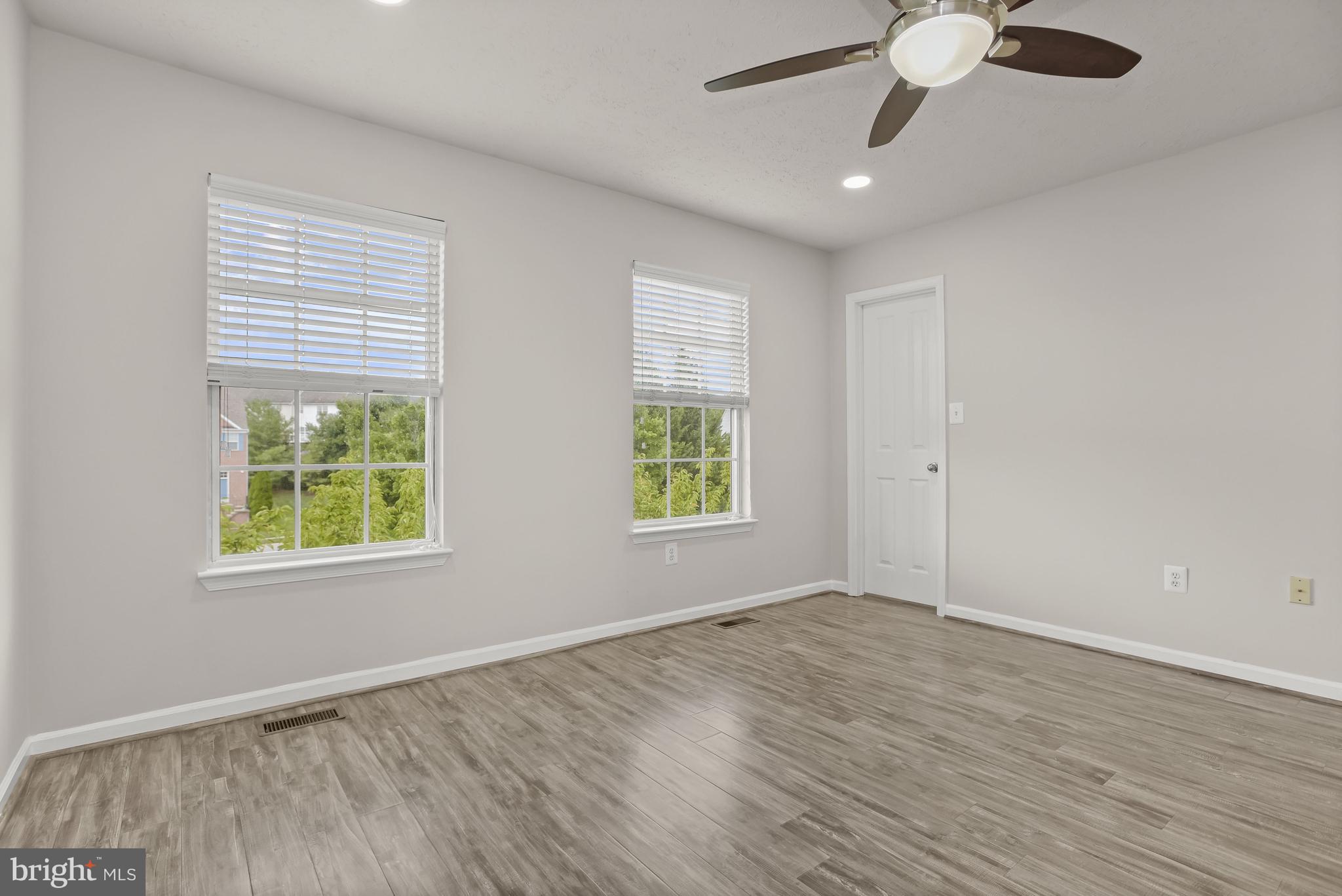 HOWARDS RIDGE - Residential